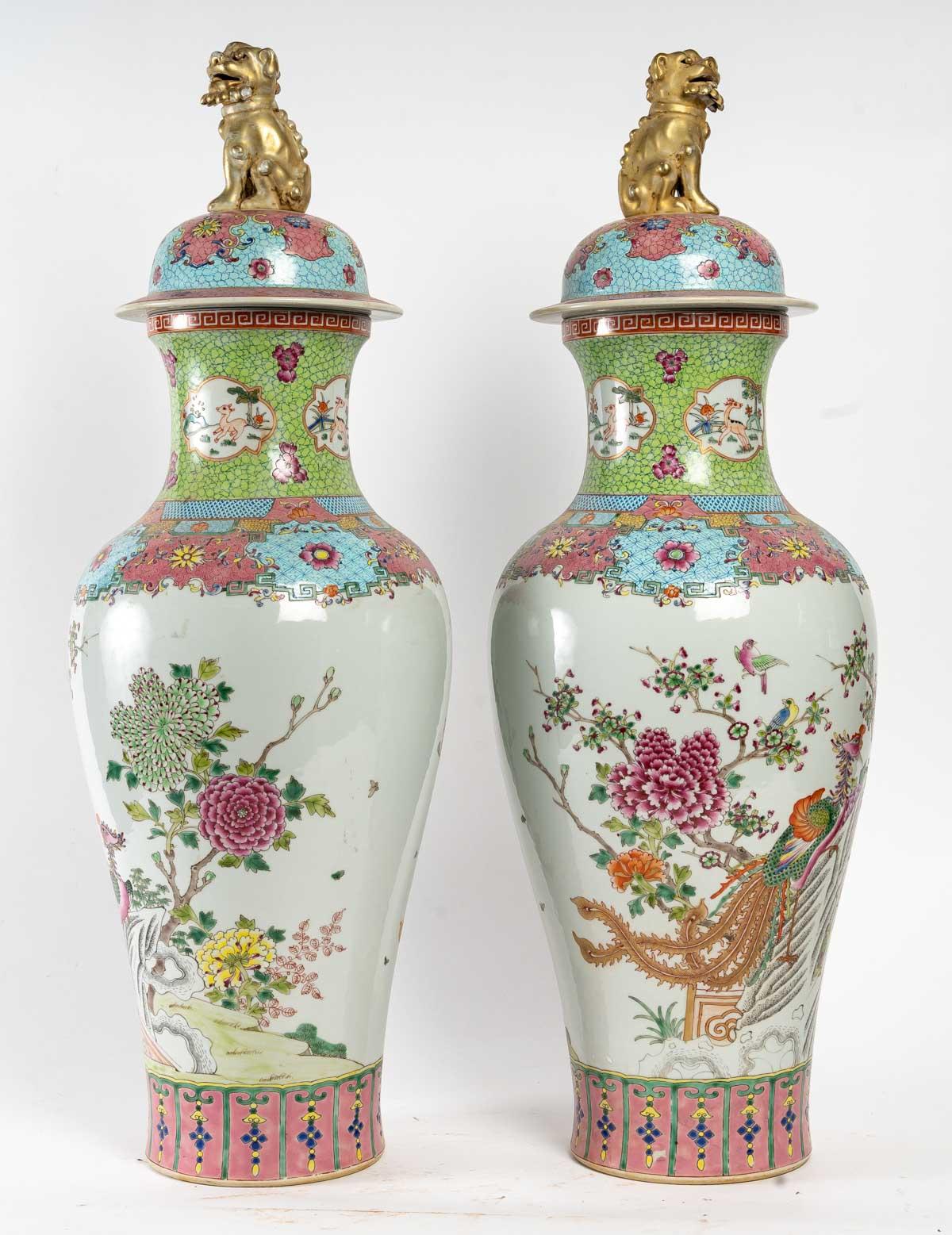 Pair of Covered Vases, Samson, 20th Century 1