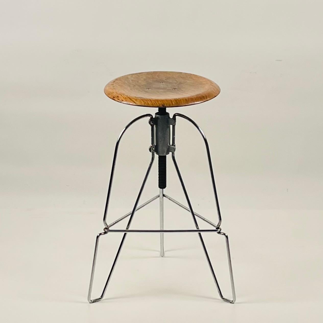 Pair of Covey Model Six Stools  For Sale 2