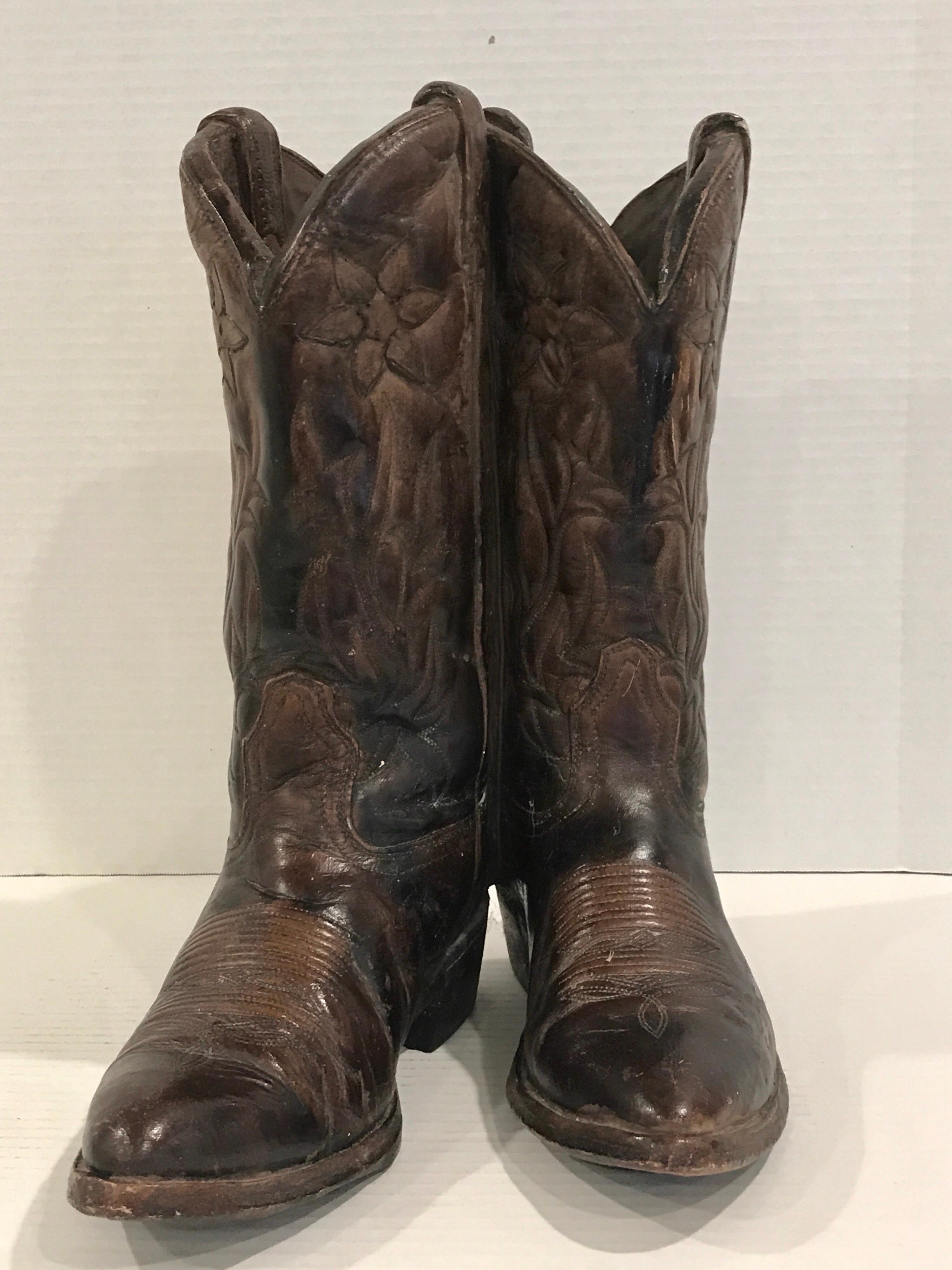 cowboy boot statue