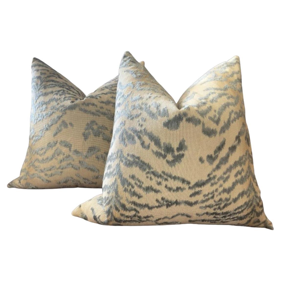 Coppia di cuscini Cowtan & Tout "Rajah" in blu