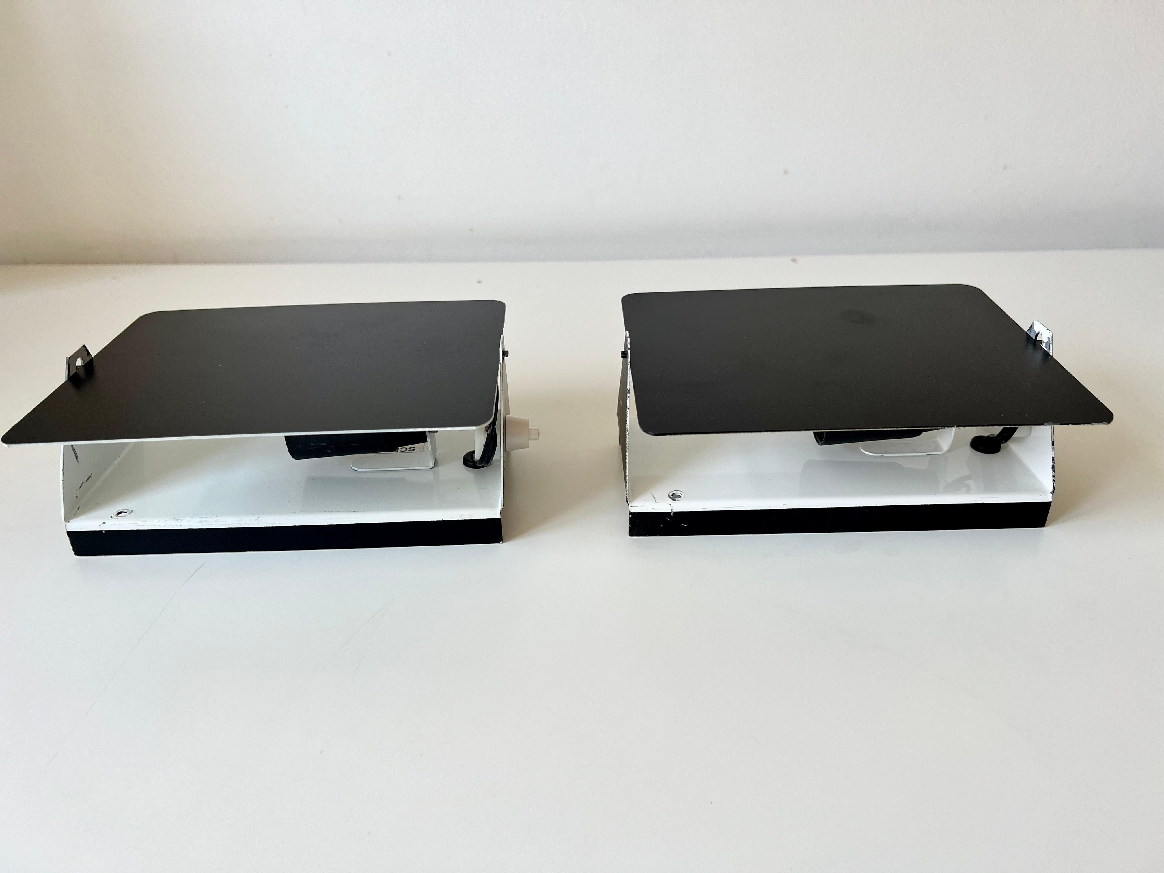 Pair of CP1 wall lights from Les Arcs, Charlotte Perriand, France 1960-70 en venta 7