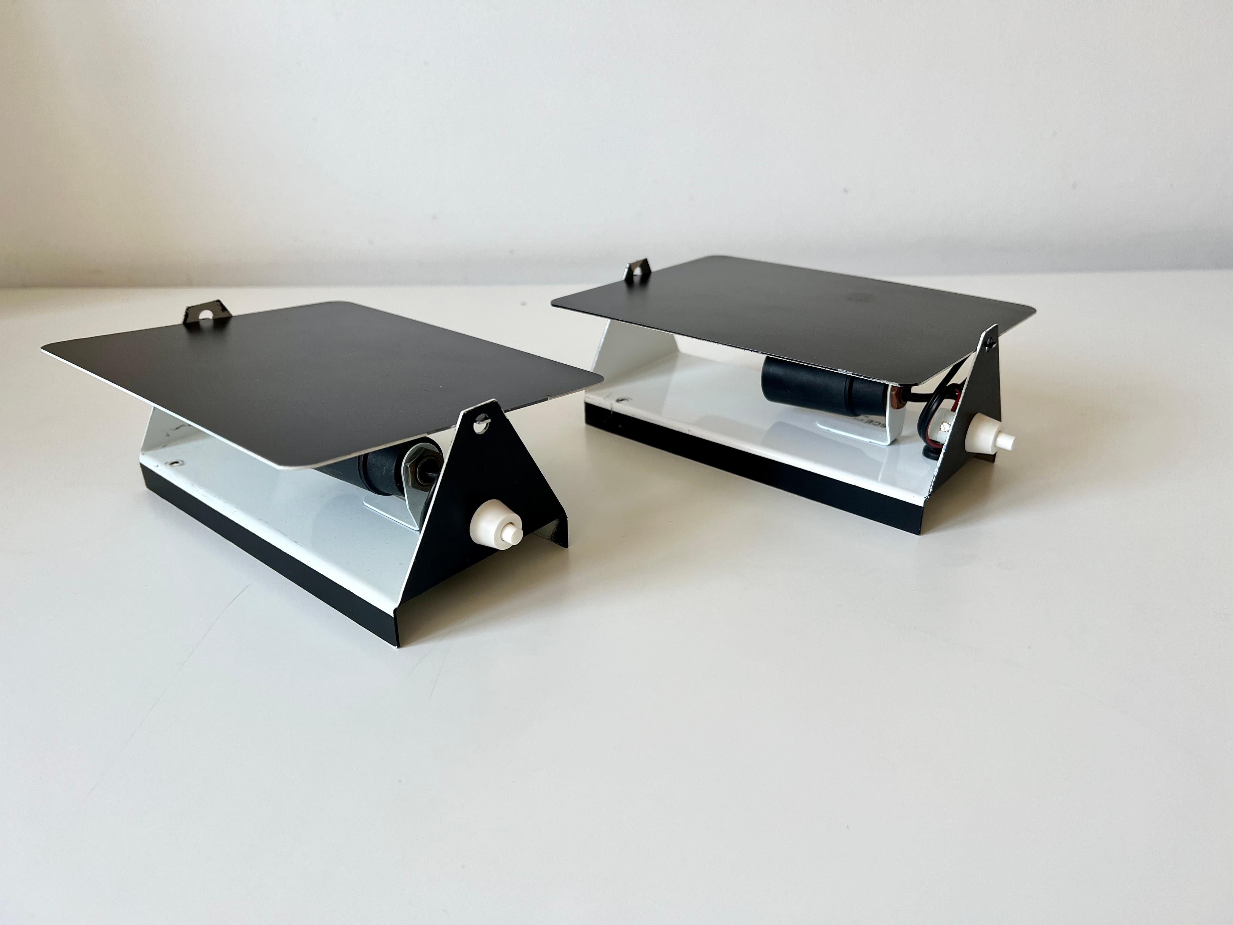 Pair of CP1 wall lights from Les Arcs, Charlotte Perriand, France 1960-70 en venta 8