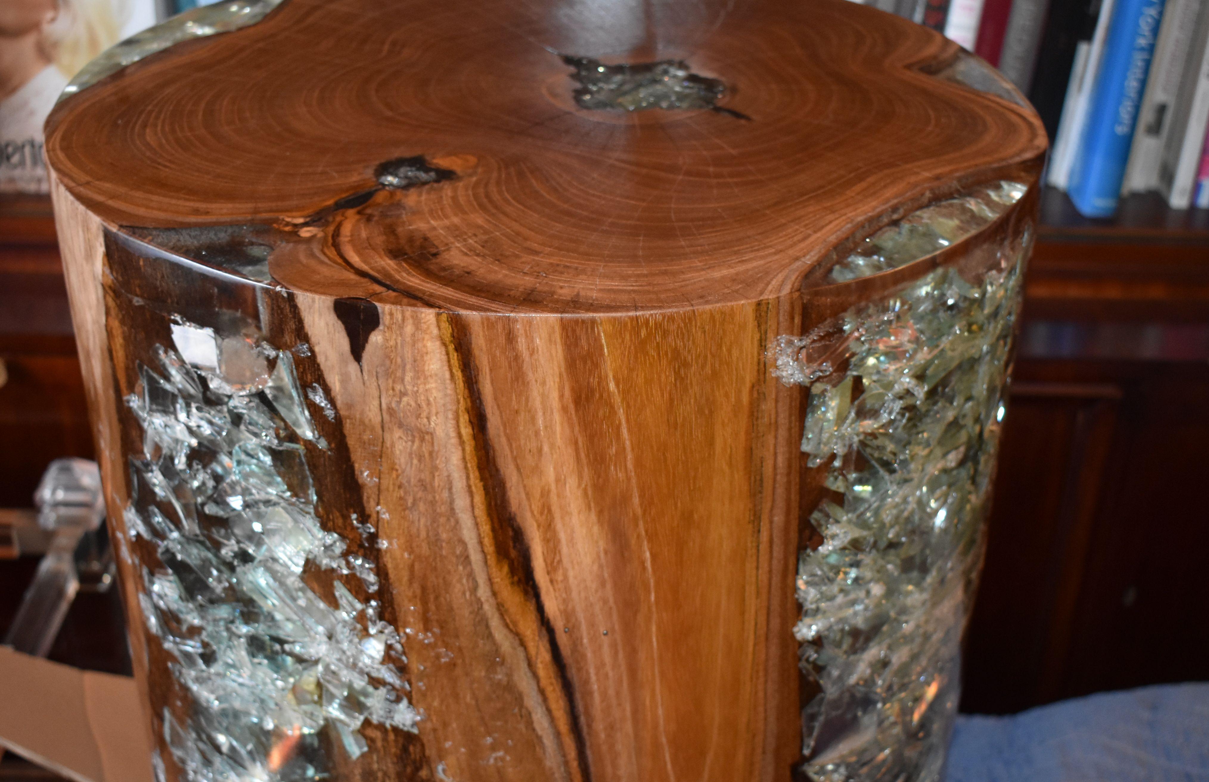 Modern Pair of Cracked Resin and Wood Side Tables
