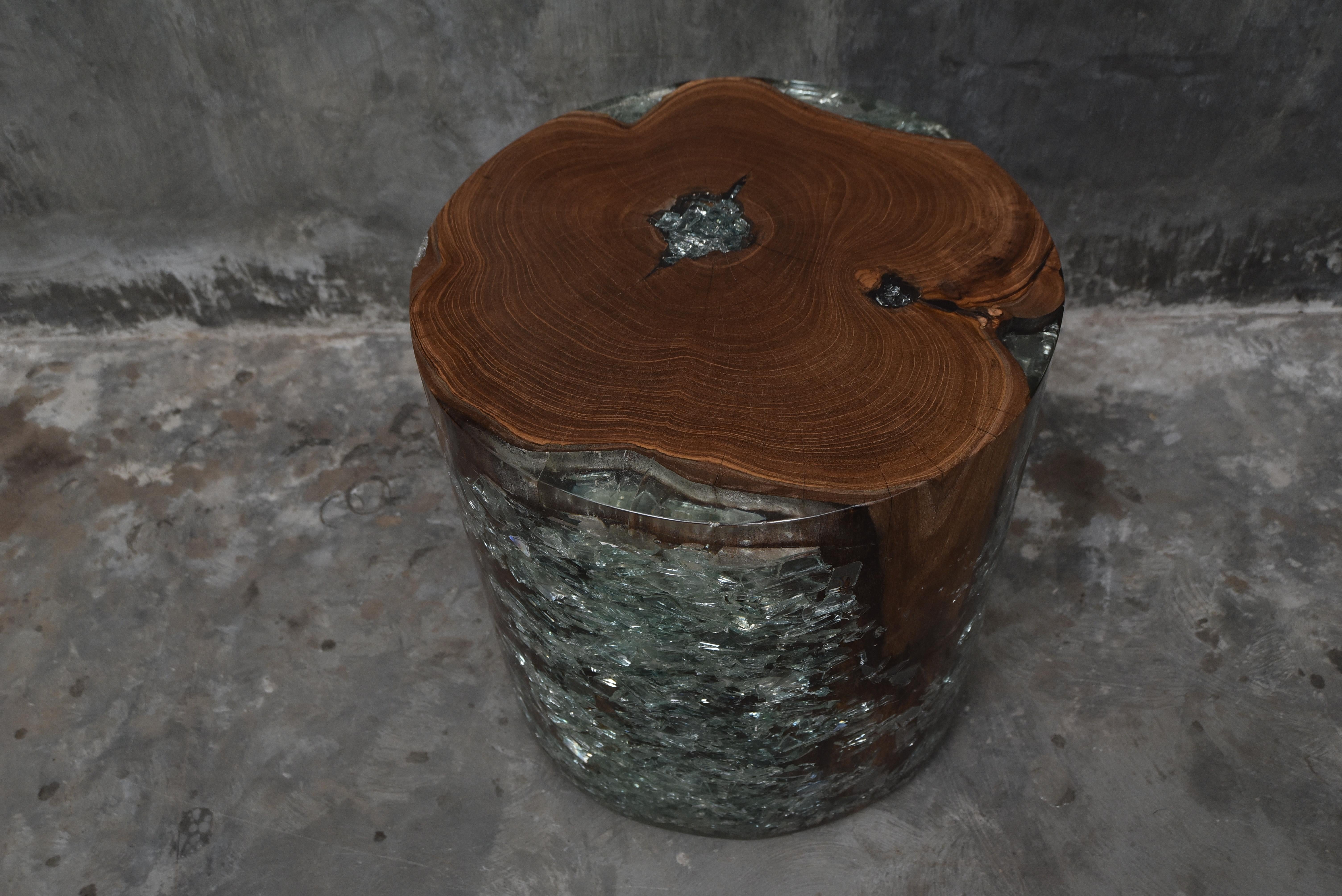 Contemporary Pair of Cracked Resin and Wood Side Tables