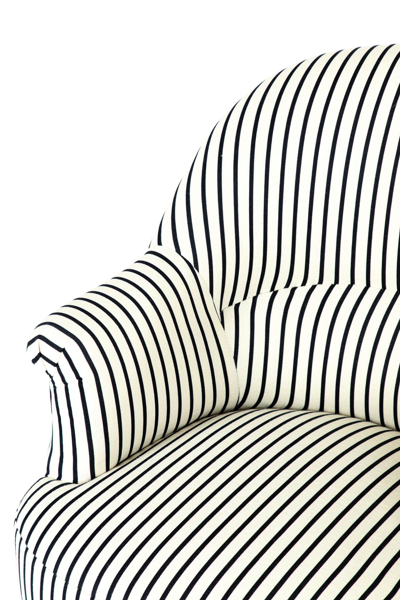 Coppia di poltrone Crapaud in ticking blu marino in vendita 2