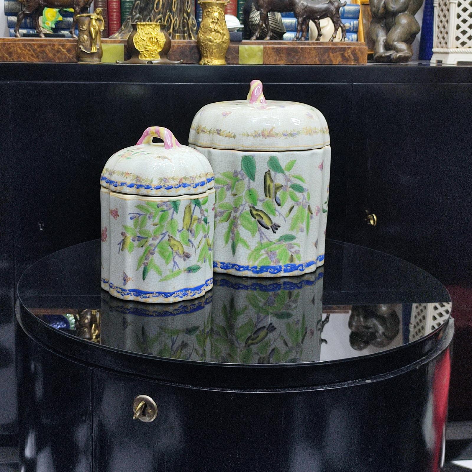 Peint à la main Paire de pots à couvercle en céramique craquelée, vintage des années 1990 - LIVRAISON GRATUITE en vente