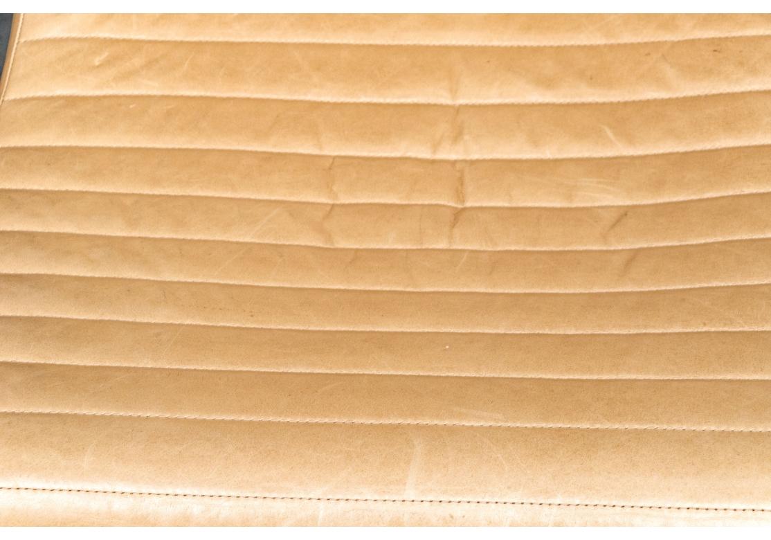 Pair Of Crate and Barrel Channel Tufted Leather Lounge Chairs (Moderne der Mitte des Jahrhunderts) im Angebot