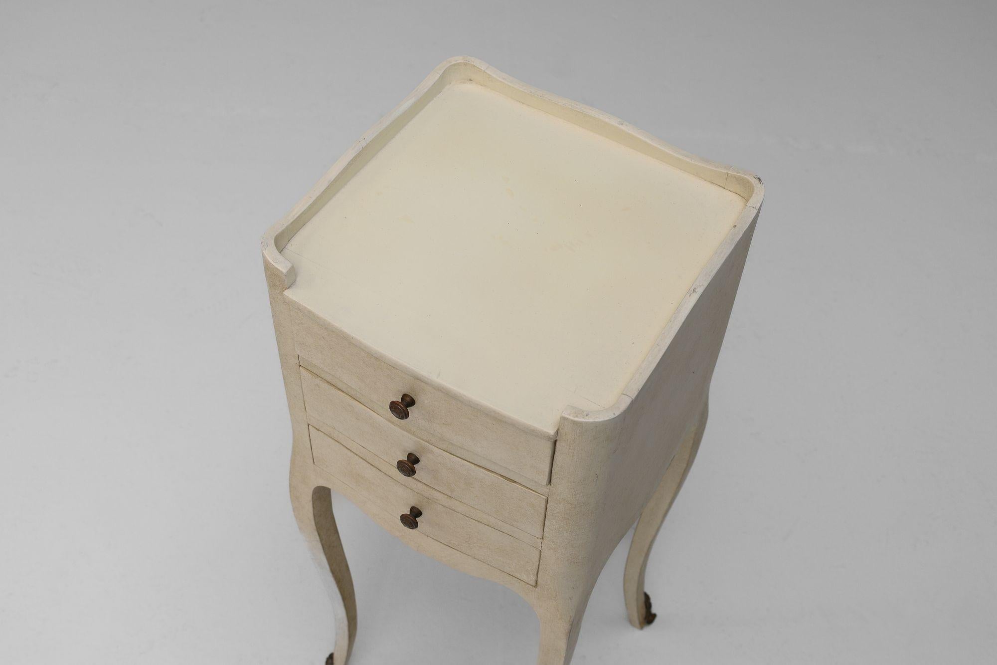 French Pair of Cream Bedsides For Sale