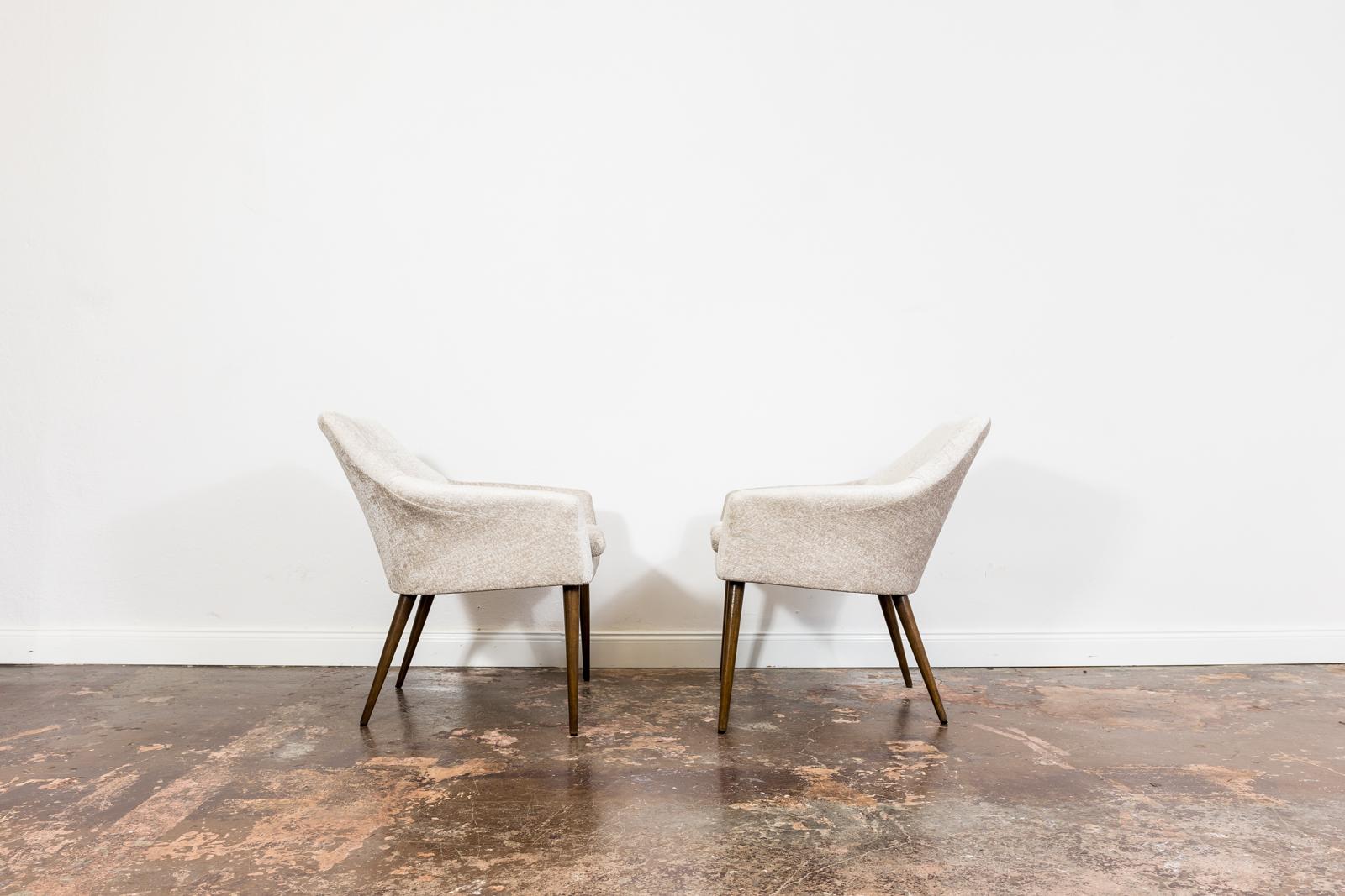 Polish Pair Of Cream Cocktail Chairs, 1970s For Sale