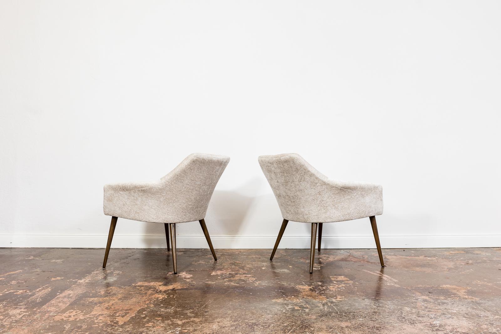 Polystyrene Pair Of Cream Cocktail Chairs, 1970s For Sale