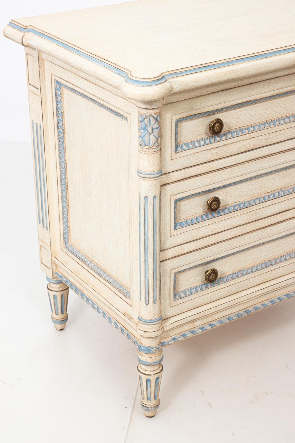 Late 20th Century Pair of Cream Painted Commodes with Blue Trim