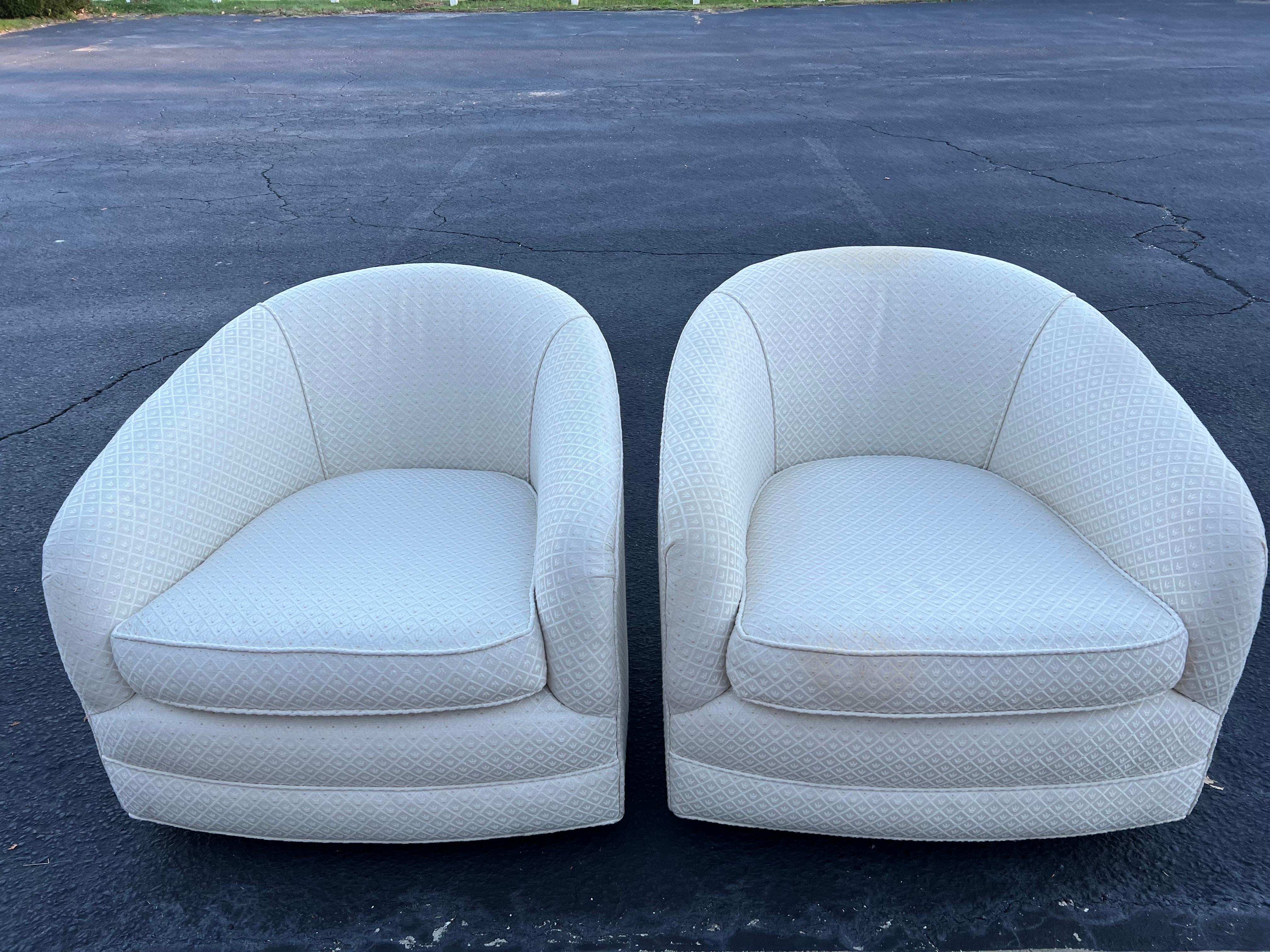 Mid-Century Modern Pair of White Swivel Cube Chairs For Sale