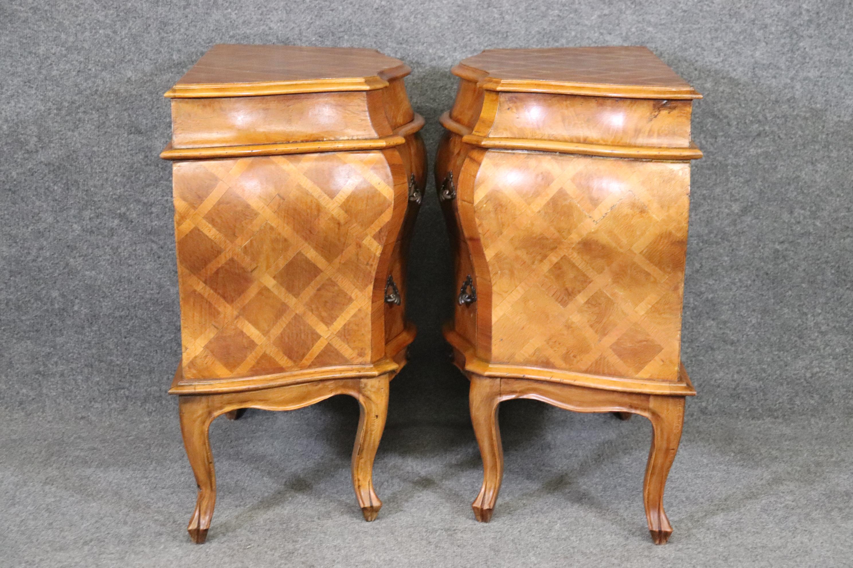 Pair of Cross-Hatch Inlaid Olivewood Italian Bombe Nightstands Endtables 1