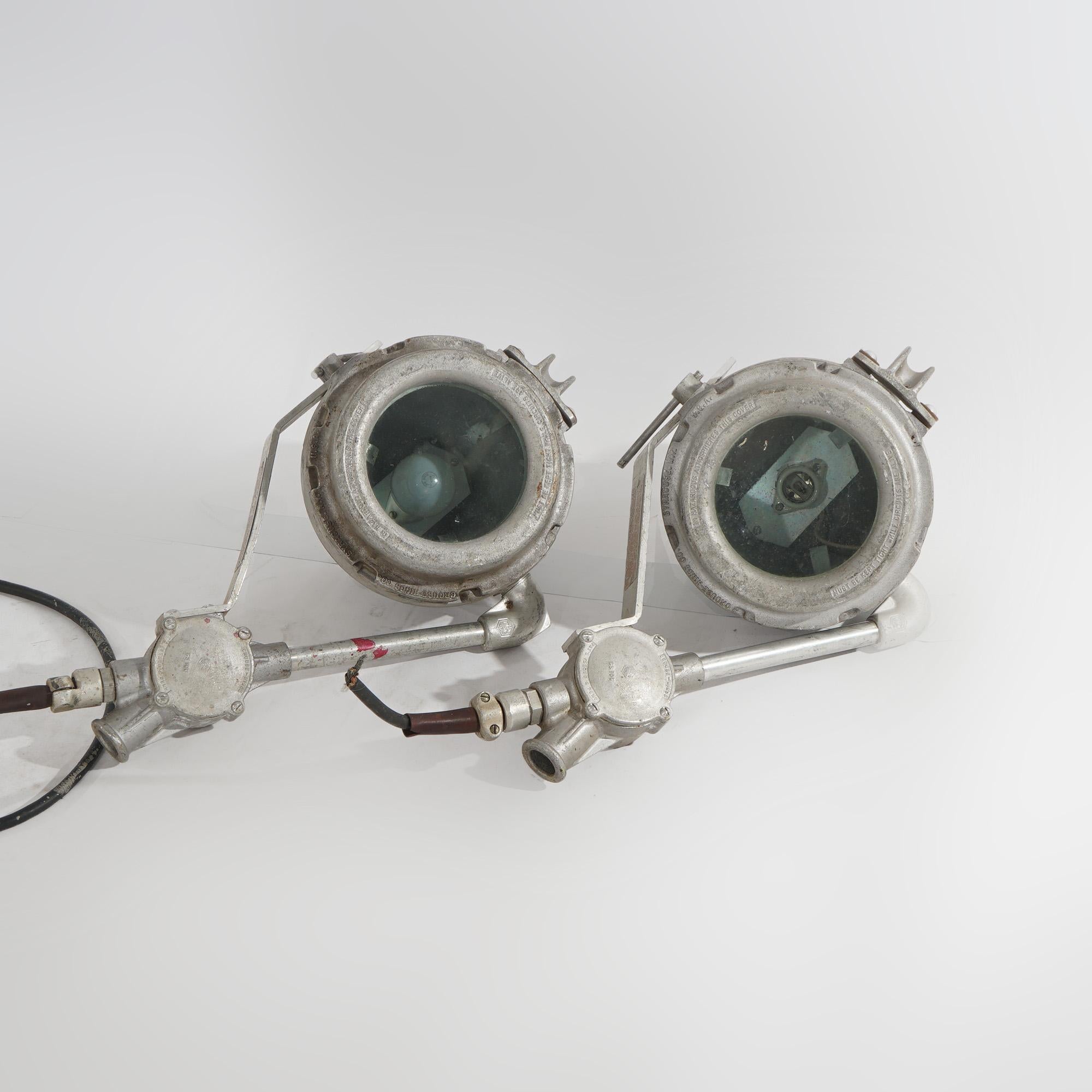 Pair of Crouse Hinds Industrial Stage Performance Spotlights 20thC In Good Condition For Sale In Big Flats, NY