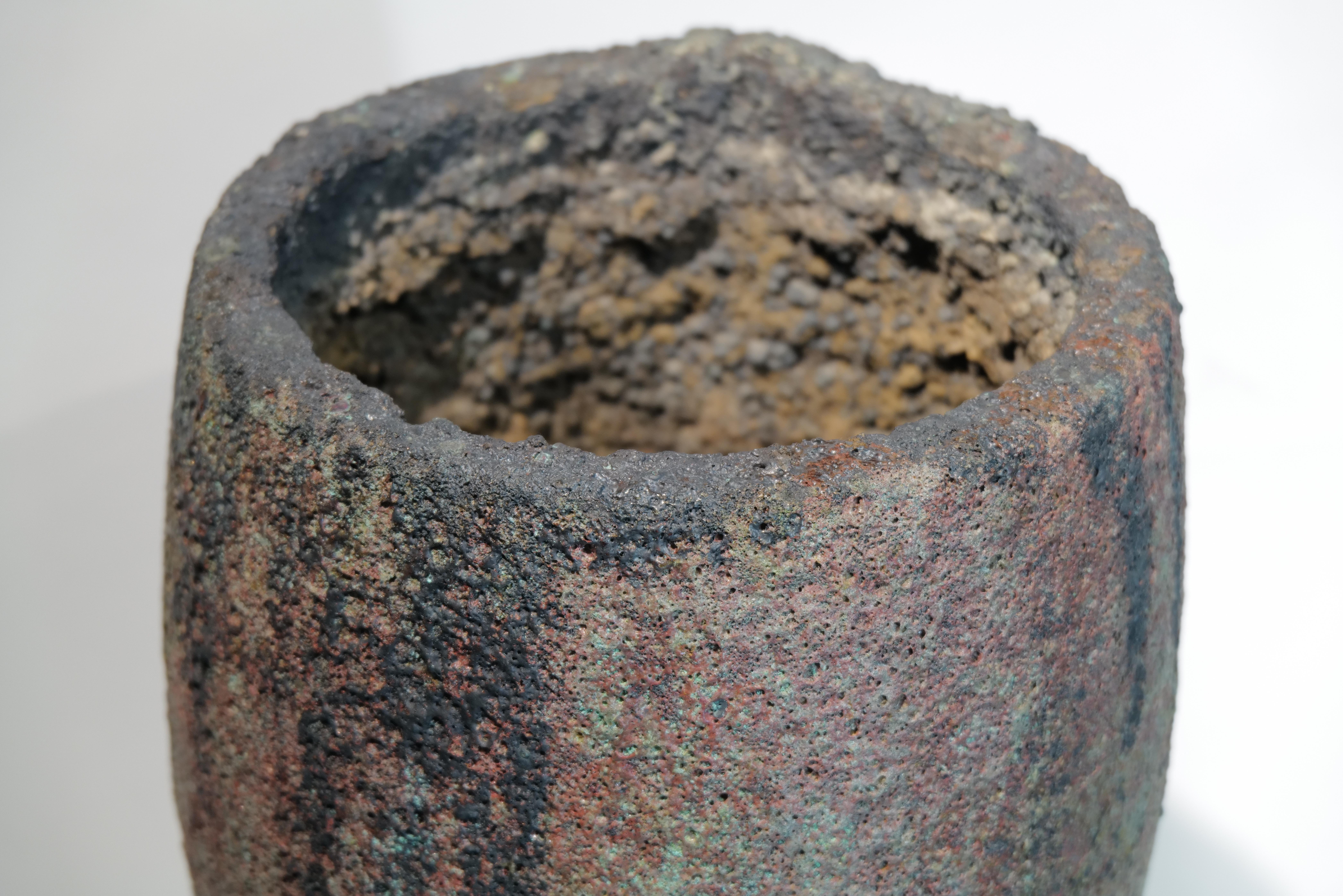 Pair of Crucible Planter Pots For Sale 3