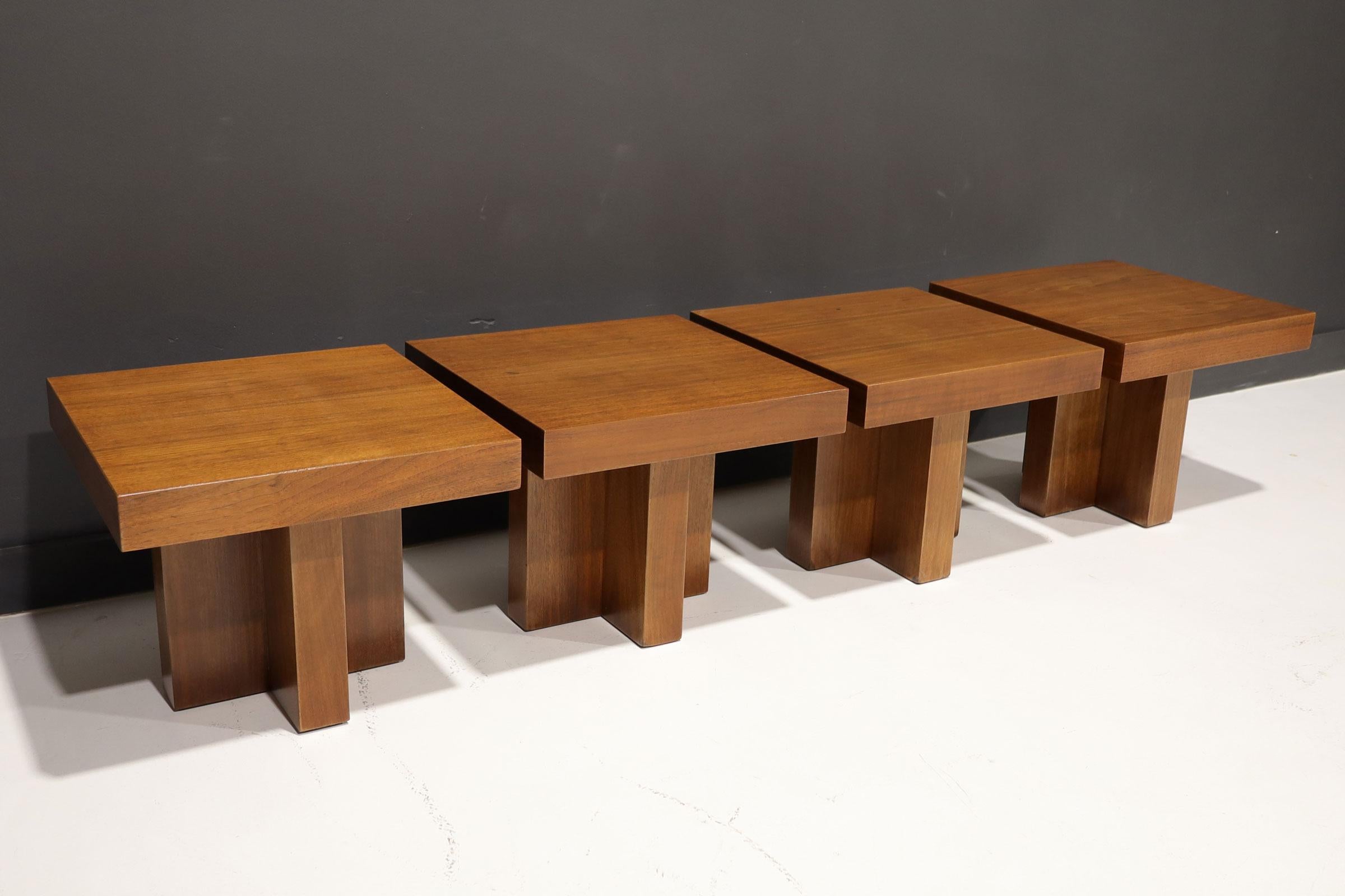 Mid-Century Modern Pair of Cruciform Occasional Tables in the Style of Milo Baughman