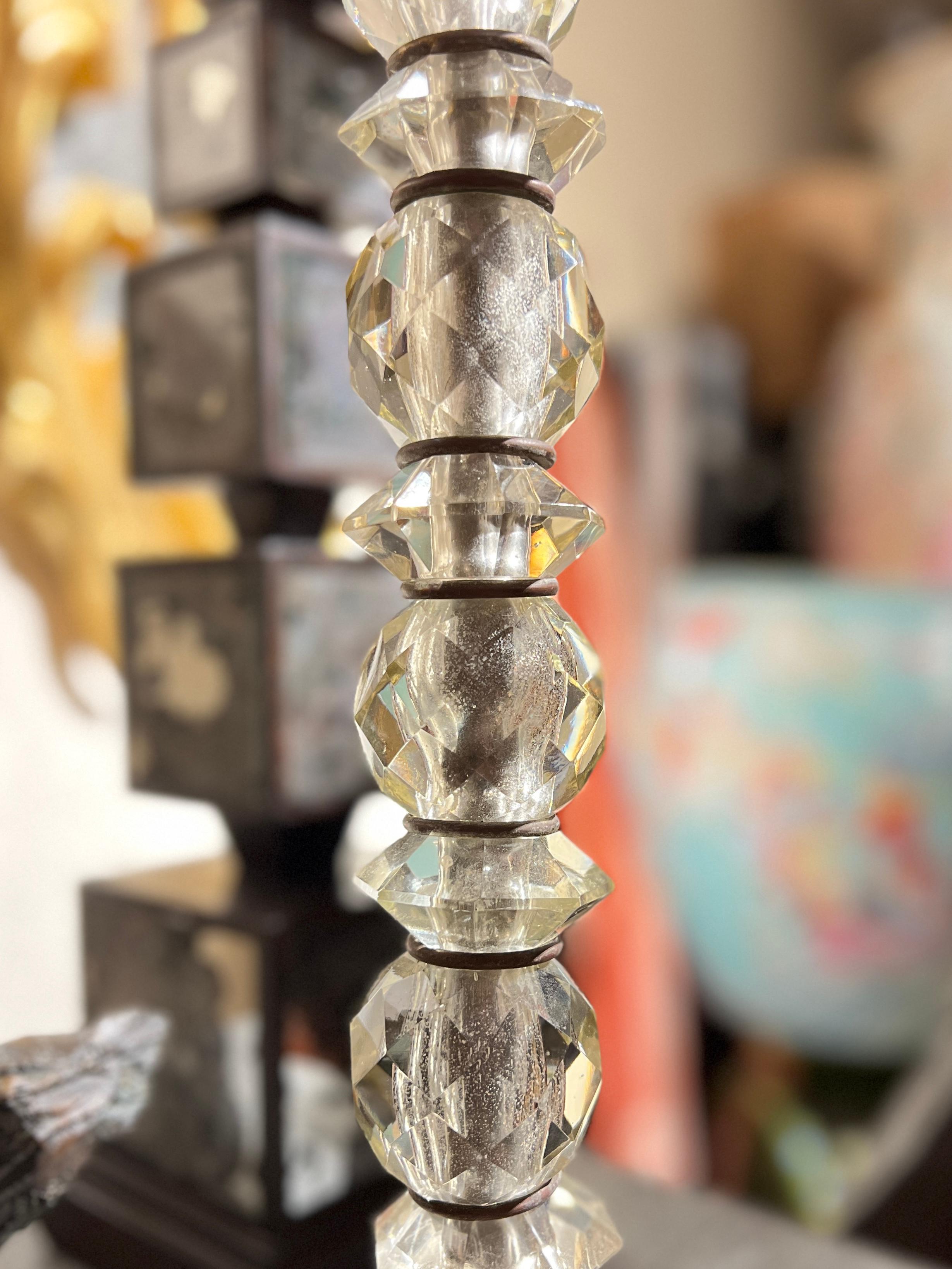 Pareja de cristal y bronce  Lámparas de estilo Caldwell siglo XX en venta