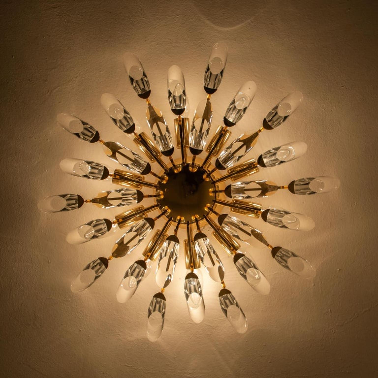 Pair of Crystal and Gilded Flush Mount Sconces By Oscar Torlasco for Stilkronen For Sale 1