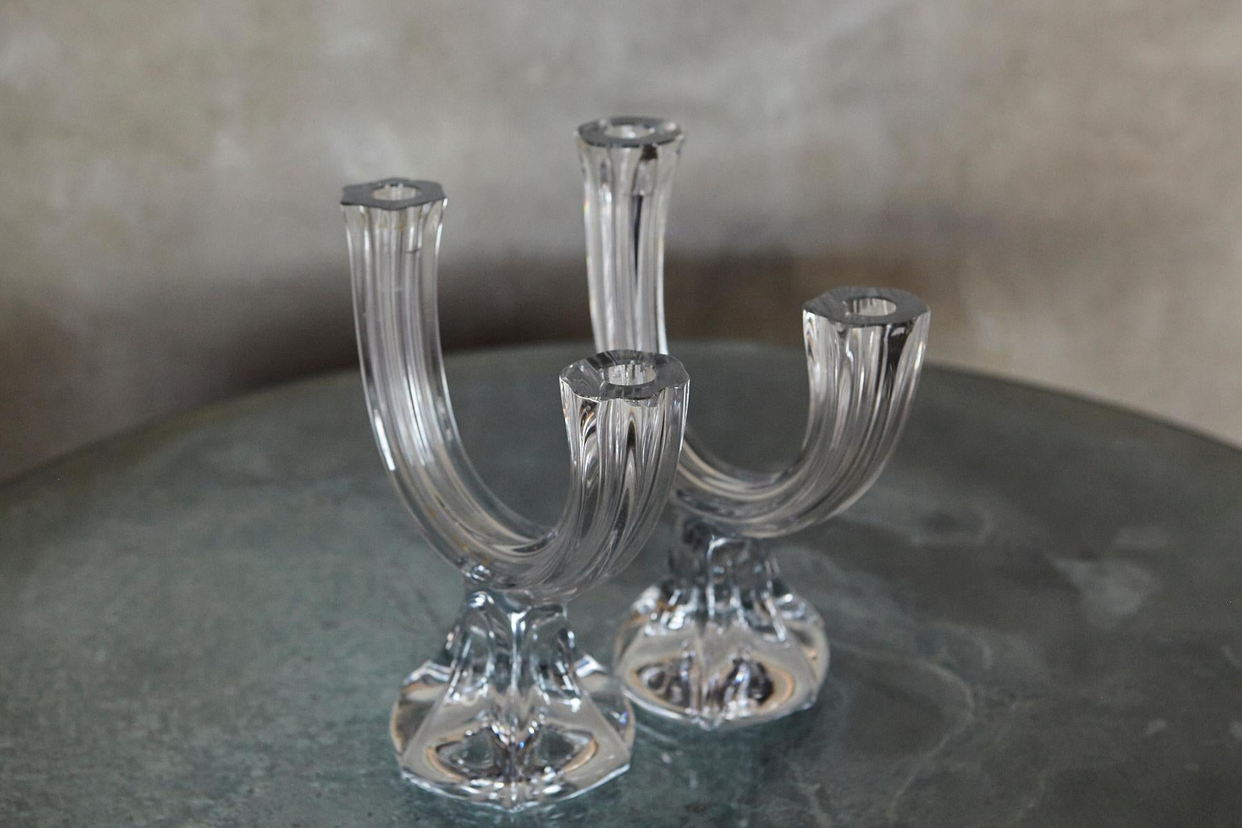 Pareja de candelabros de cristal de Cristallerie Lorraine, Francia, años 50 en venta 2