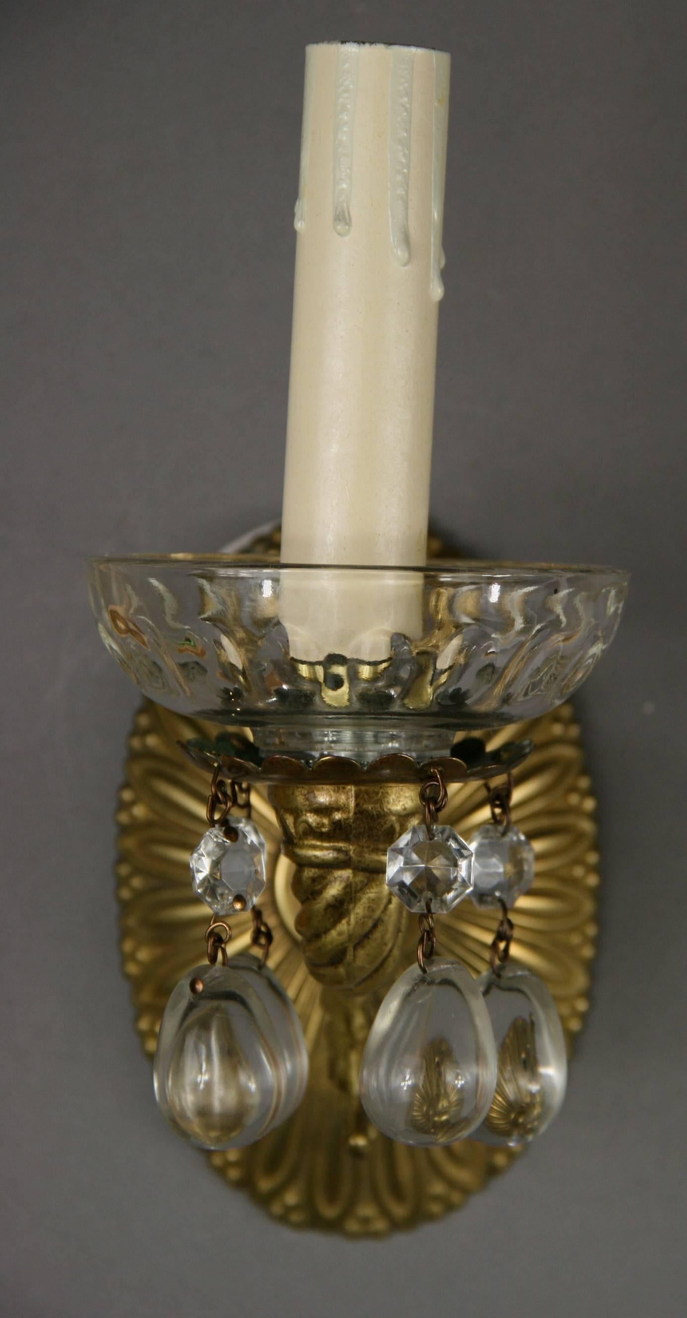 Late 20th Century Pair of Crystal Drops Sconce