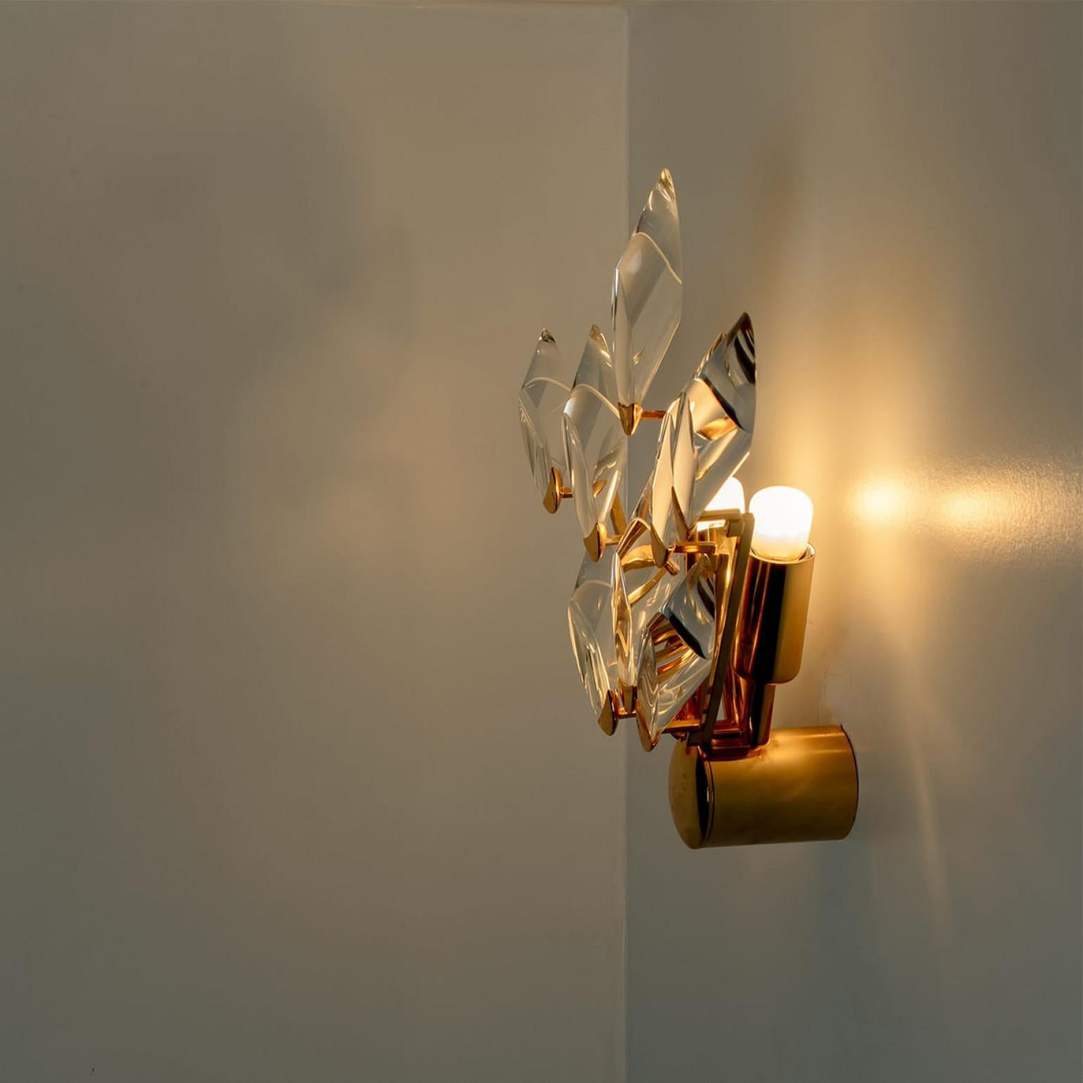 Pair of Crystal Gilded Brass Sconces by Oscar Torlasco for Stilkronen For Sale 5