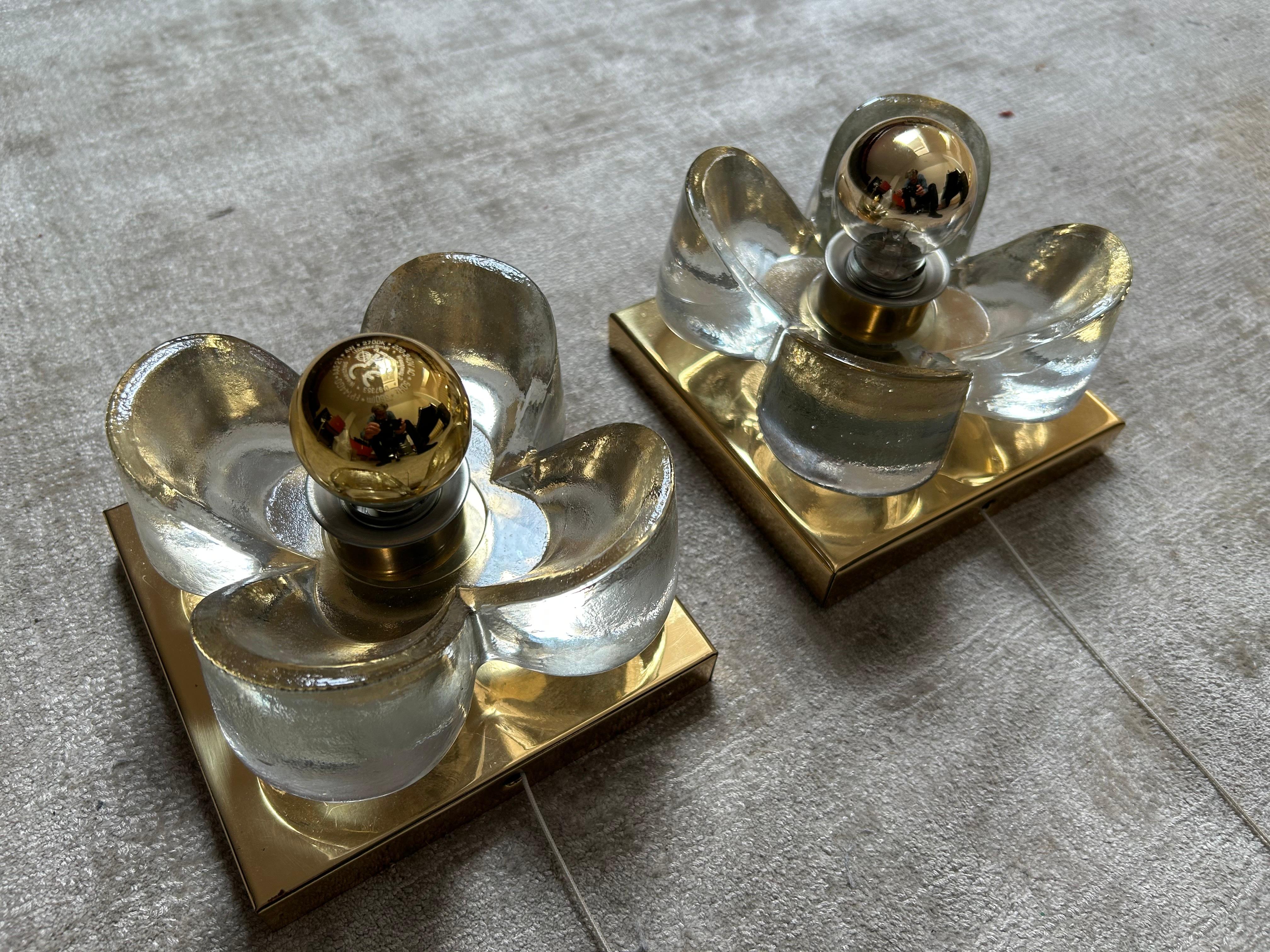 Pair of Crystal-Glass and Brass Sconces by SiSCHE, Germany, 1970's in vendita 1
