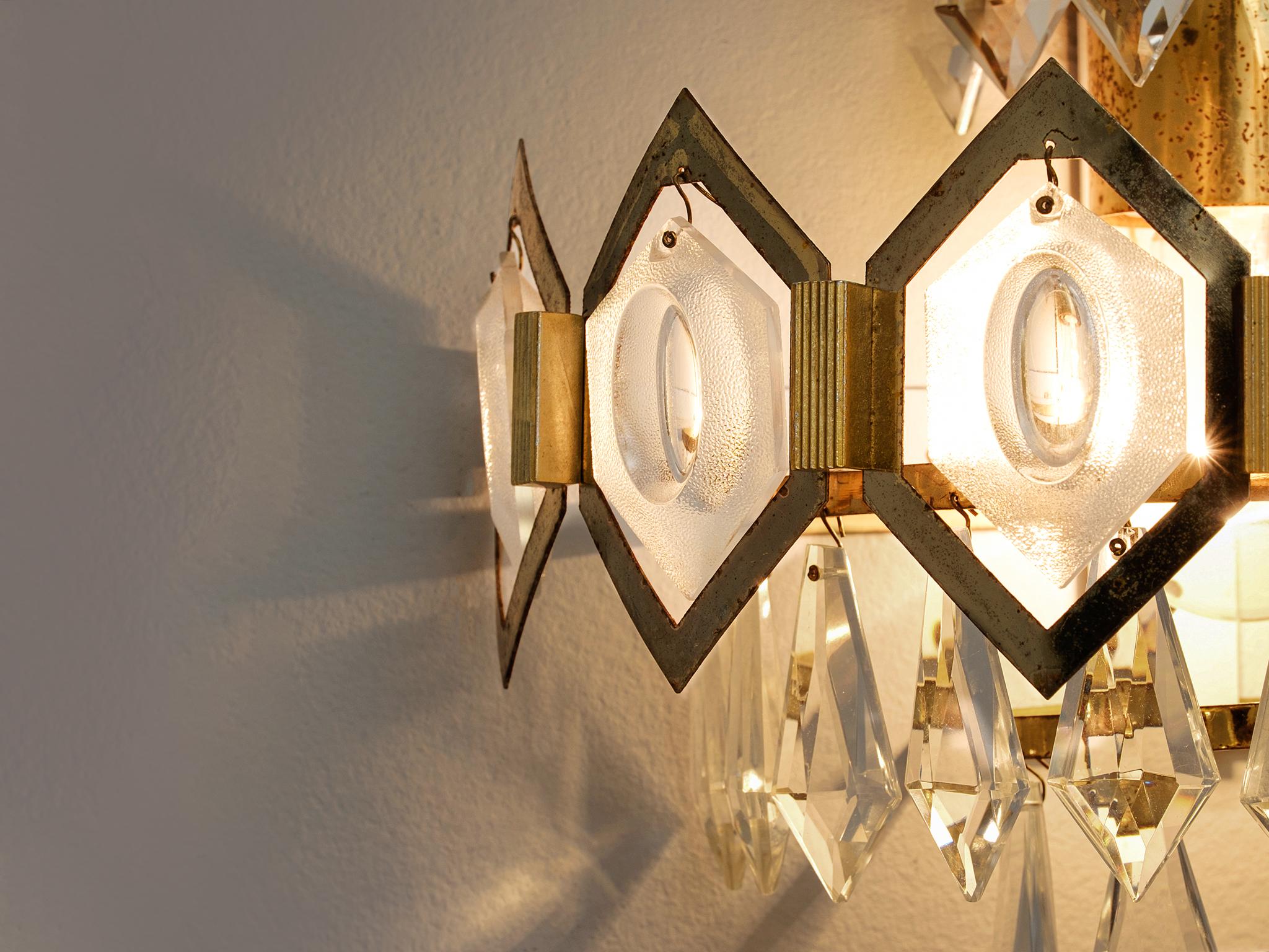 Mid-Century Modern Pair of Crystal Glass and Brass Sconces For Sale