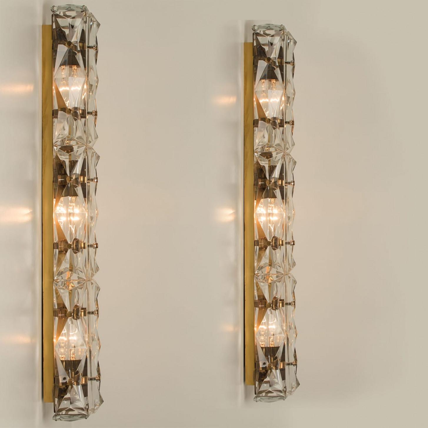 Pareja de apliques de cristal y latón de Kinkeldey, años 70 en venta 7