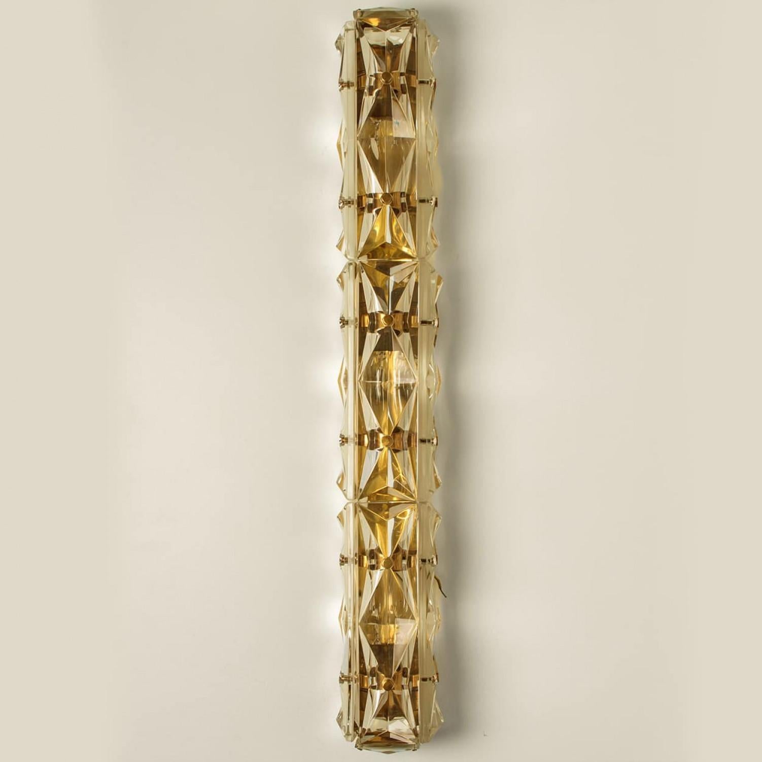 Pareja de apliques de cristal y latón de Kinkeldey, años 70 Otro en venta