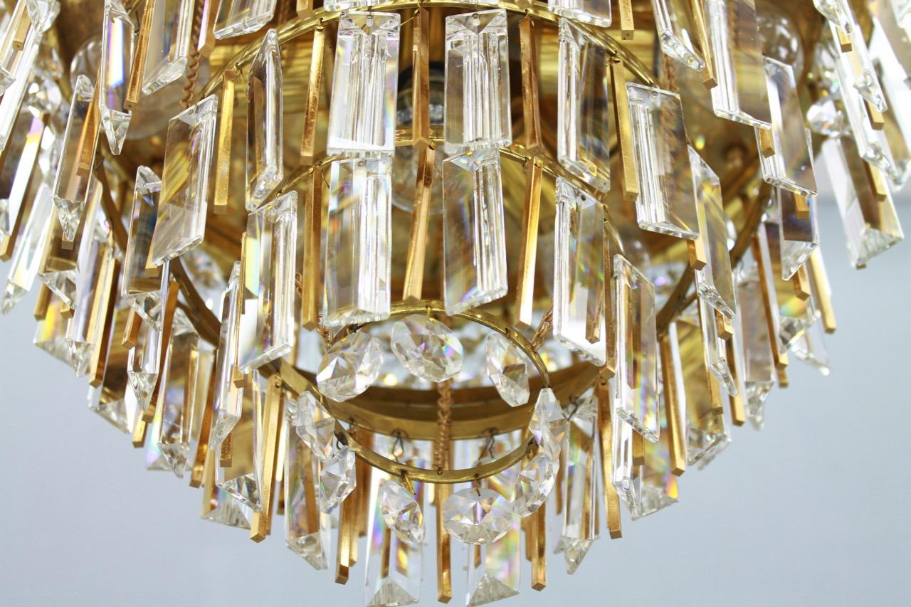 One of Two Crystal Glass Flush Mount Chandelier by Palwa, Germany, 1970s In Good Condition For Sale In Frankfurt / Dreieich, DE