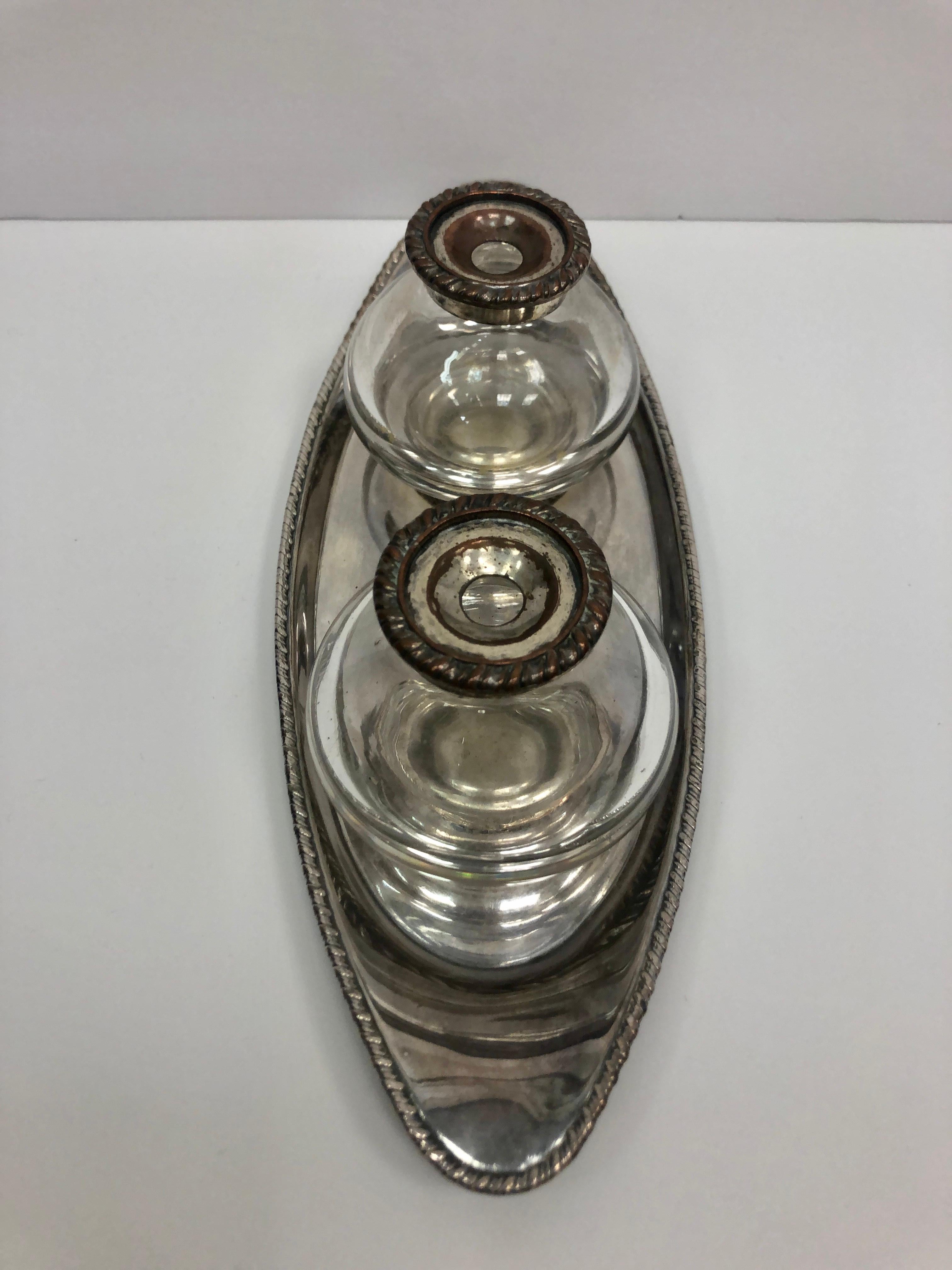 Pair of Crystal Inkwells on Silver Tray, England, 1850 For Sale 4