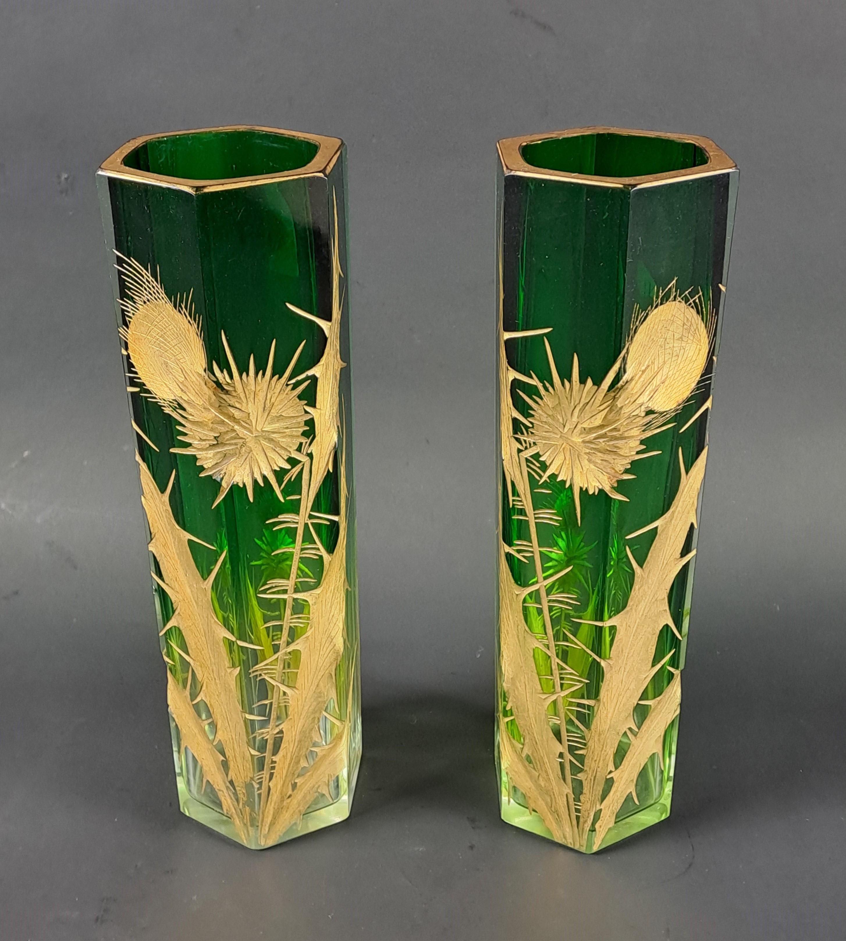 Paire de vases en cristal avec chardons - Maison Moser - Période Art Nouveau en vente 2