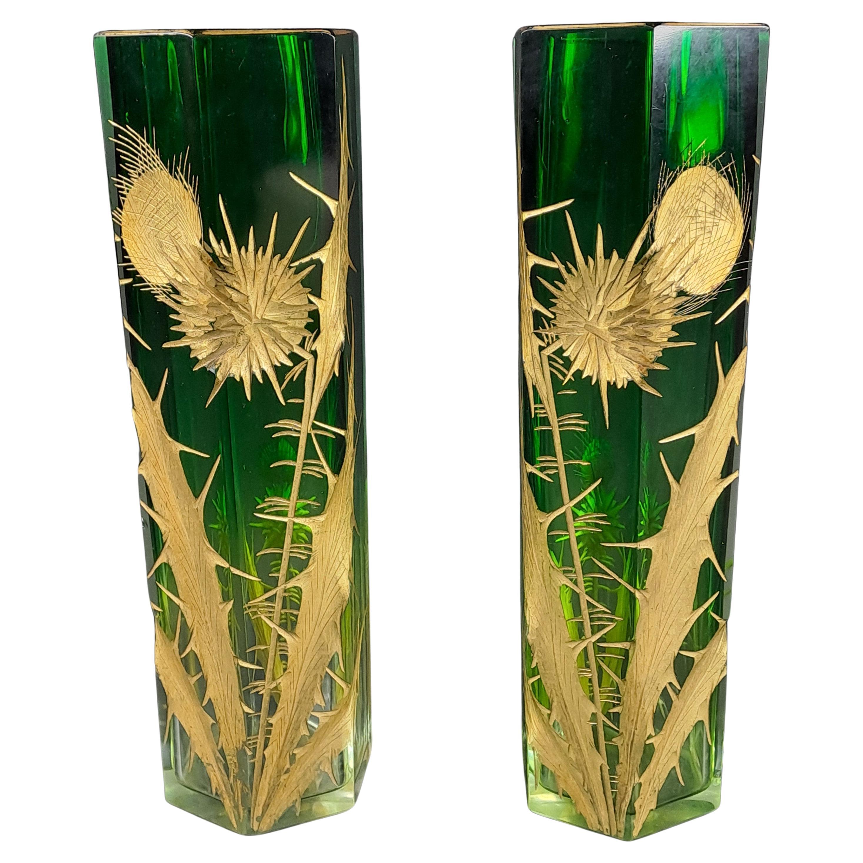Paire de vases en cristal avec chardons - Maison Moser - Période Art Nouveau en vente