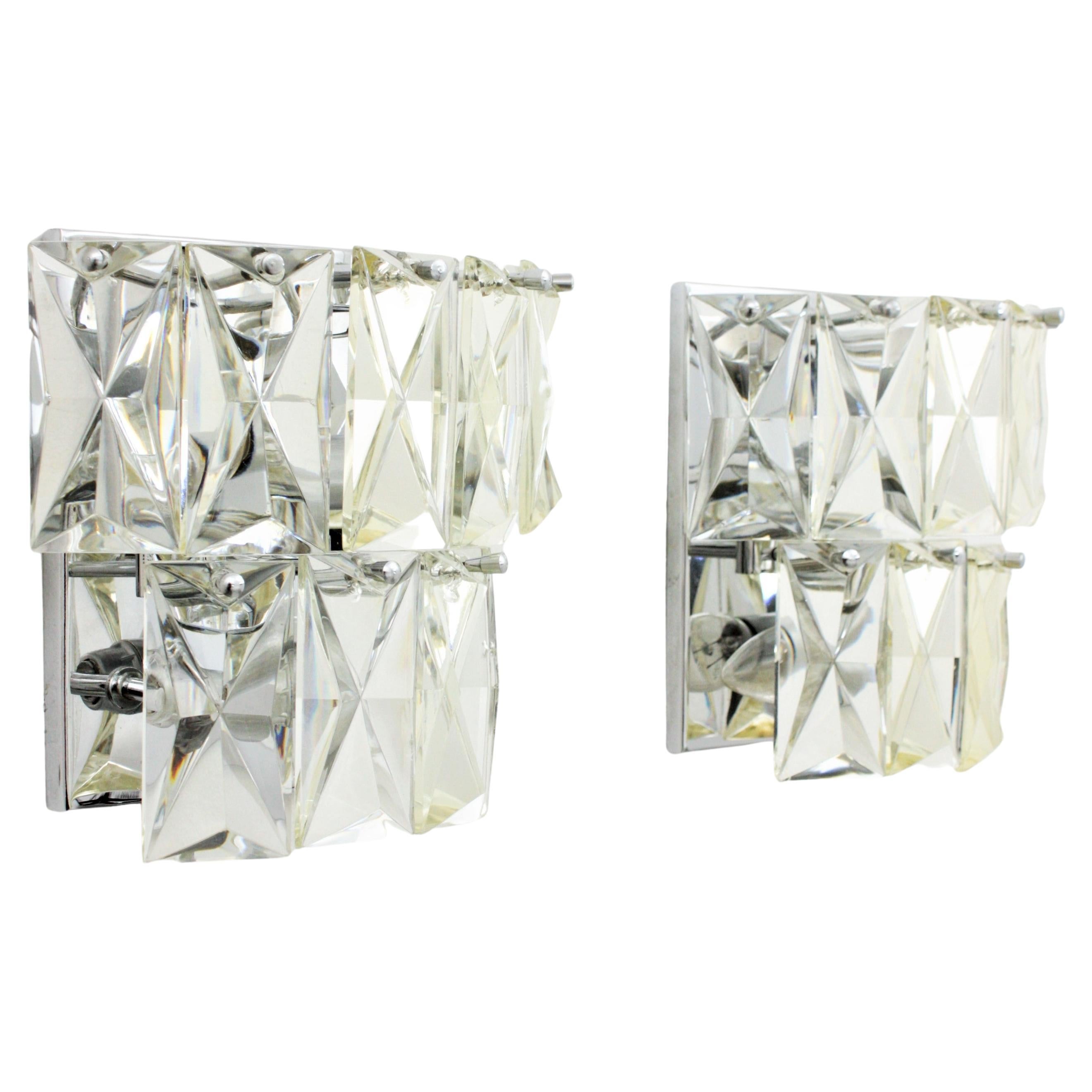 Pareja de apliques de cristal, estilo Baccarat