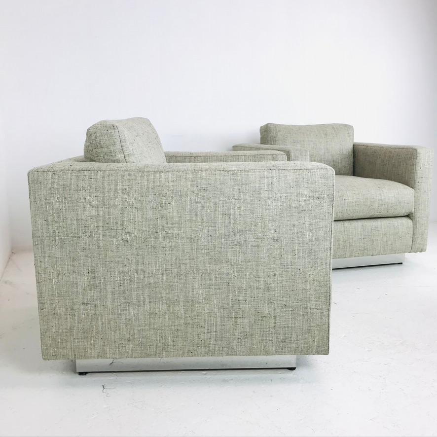 Pair of Cube Chairs in the Style of Milo Baughman For Sale 2