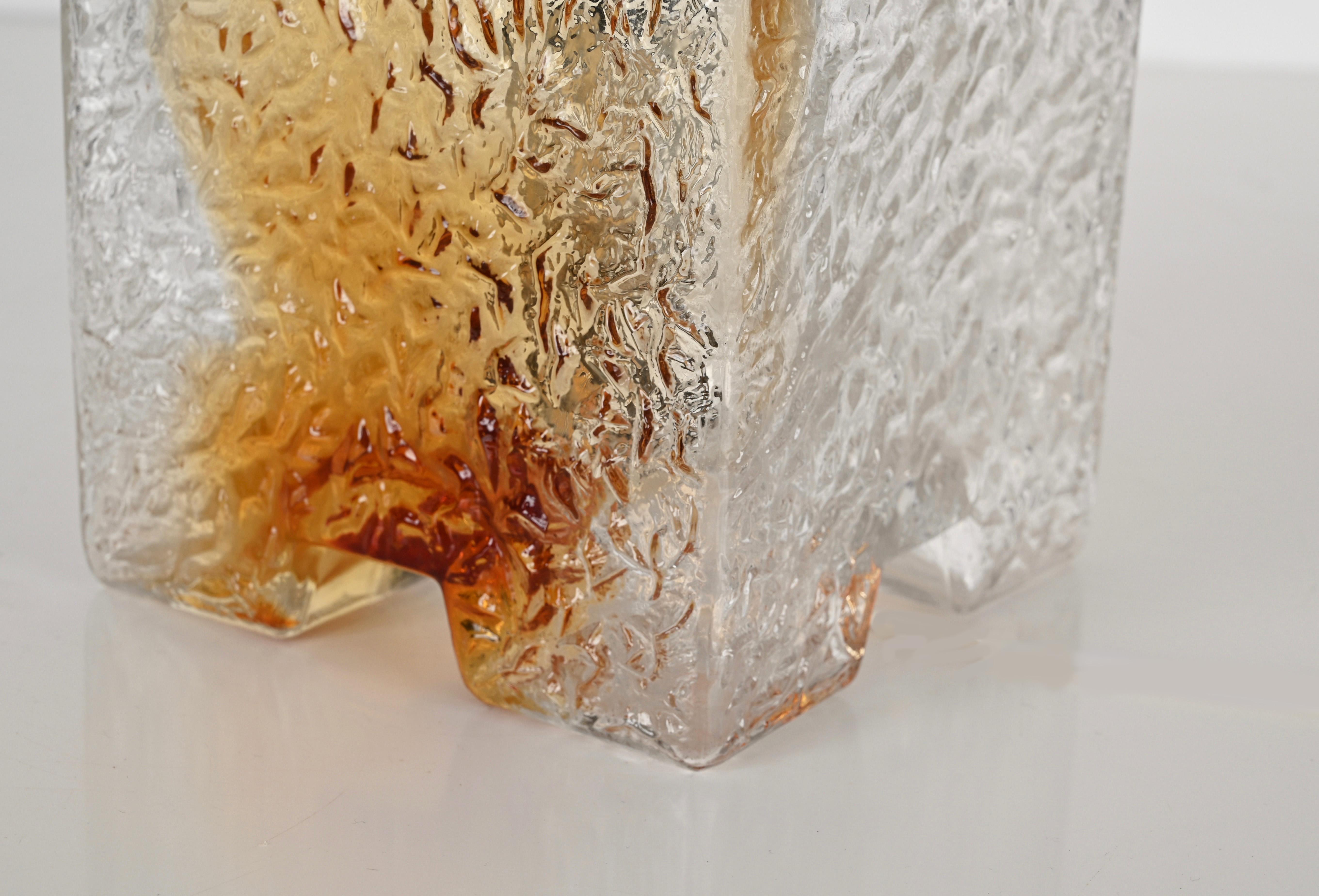 Blown Glass Pair of Cube Murano Glass Table Lamp by Toni Zuccheri for Mazzega, Italy, 1970s For Sale
