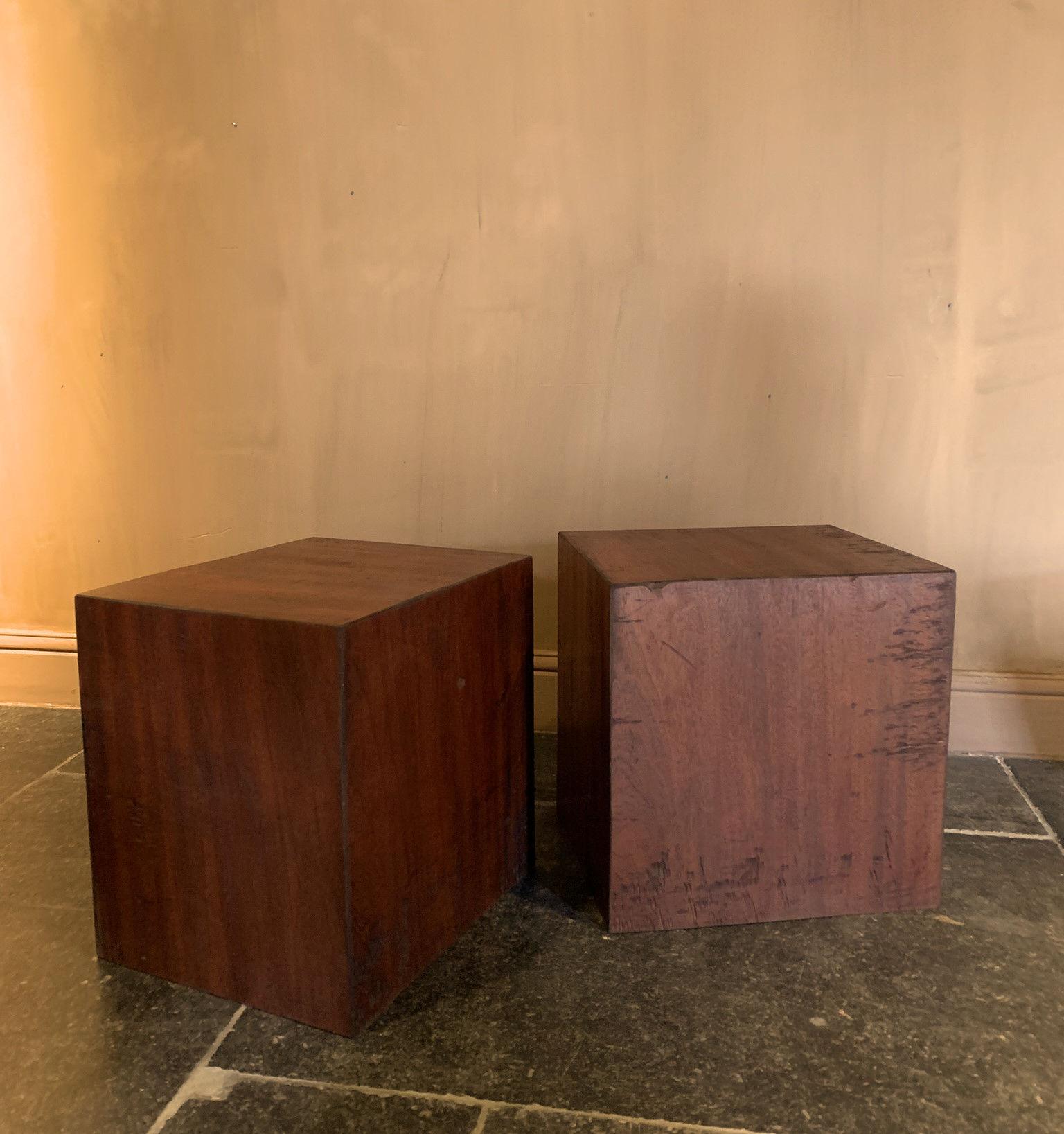 Belgian Pair of Cubes Sidetables in Reclaimed Red hardwood For Sale