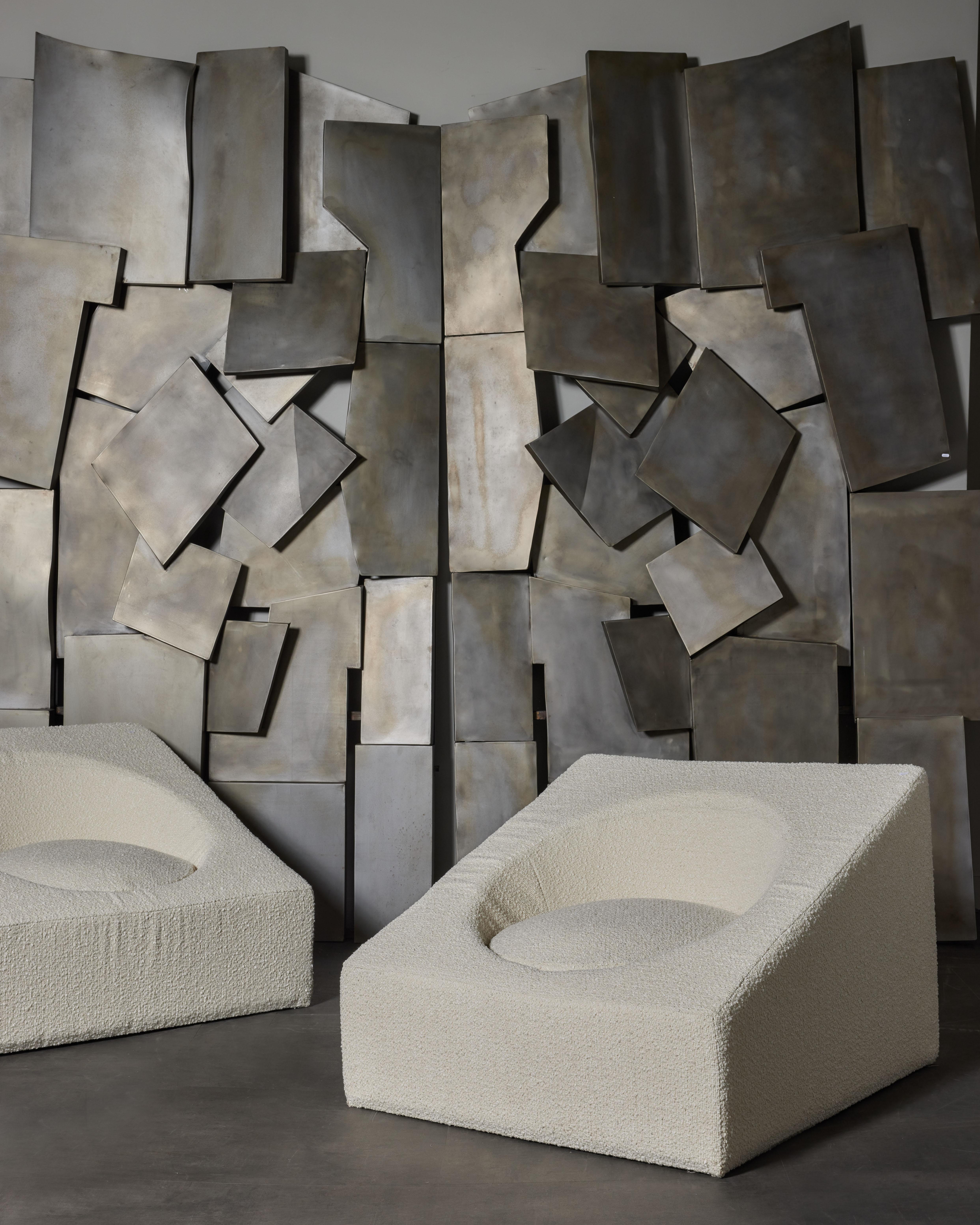 Pair of square armchairs upholstered with a bouclette fabric.
Creation by Studio Glustin.
France, 2023