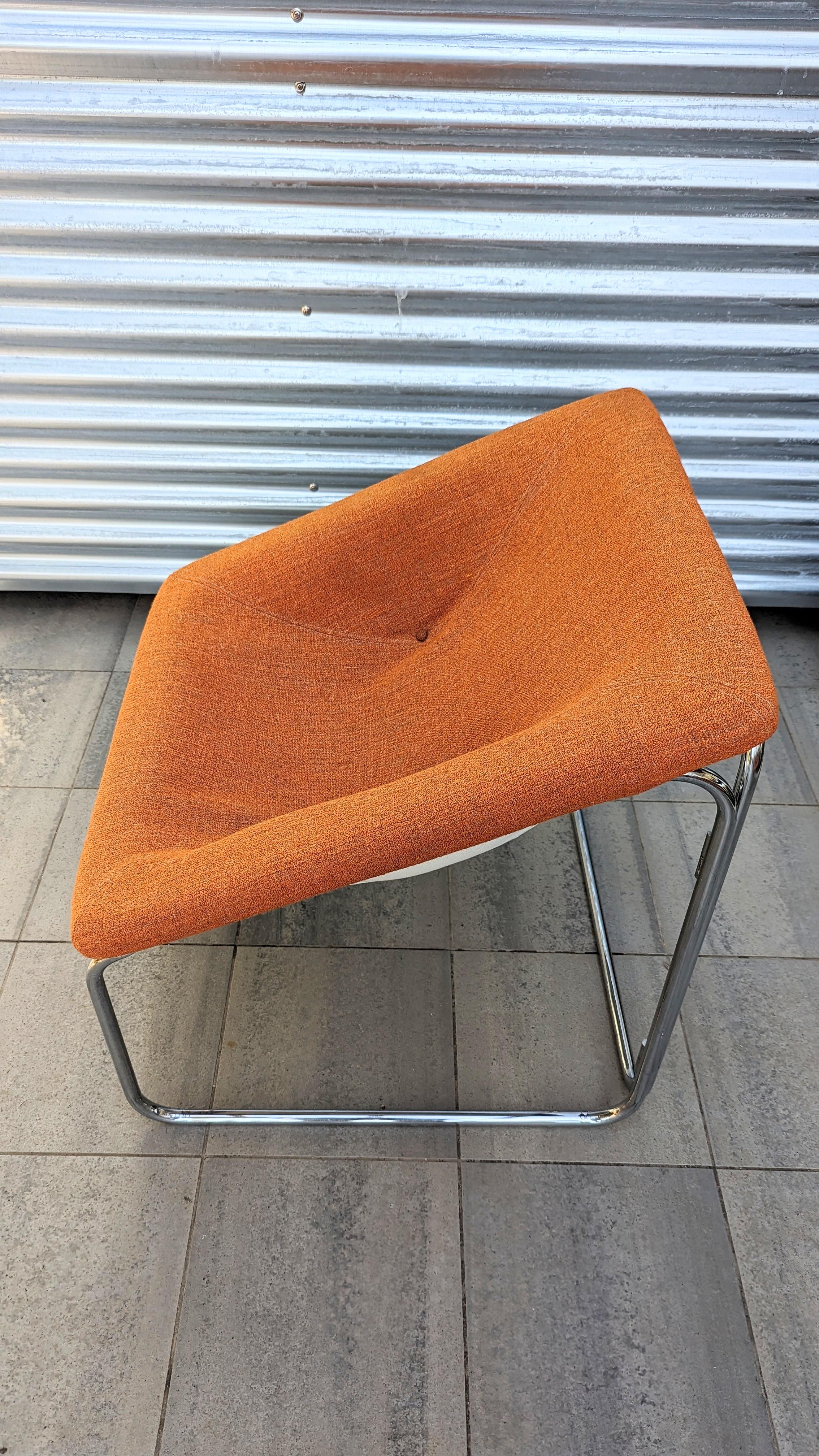Pair of Cubic Lounge Chairs, France 1970s For Sale 4