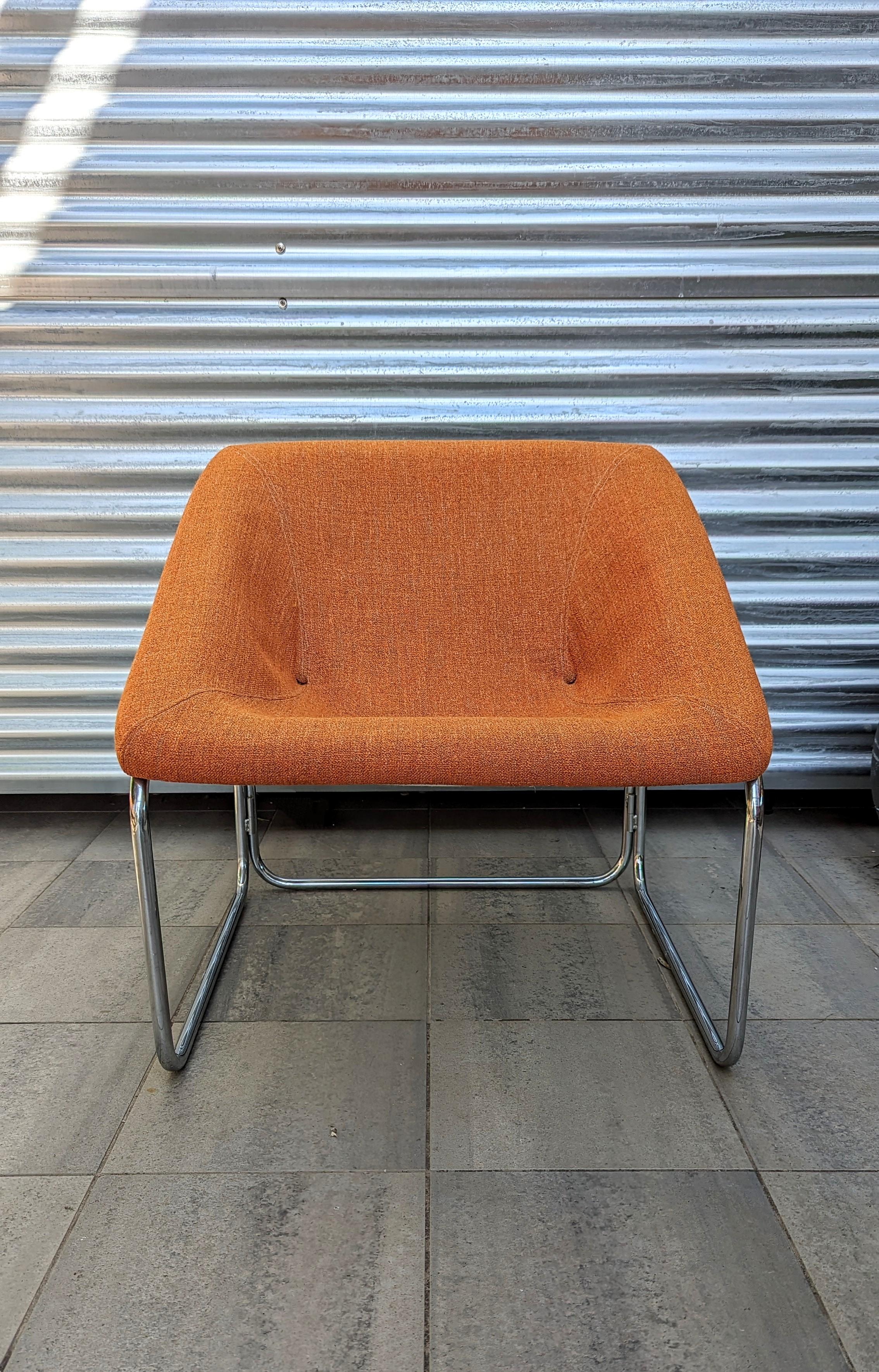 Pair of Cubic Lounge Chairs, France 1970s For Sale 2
