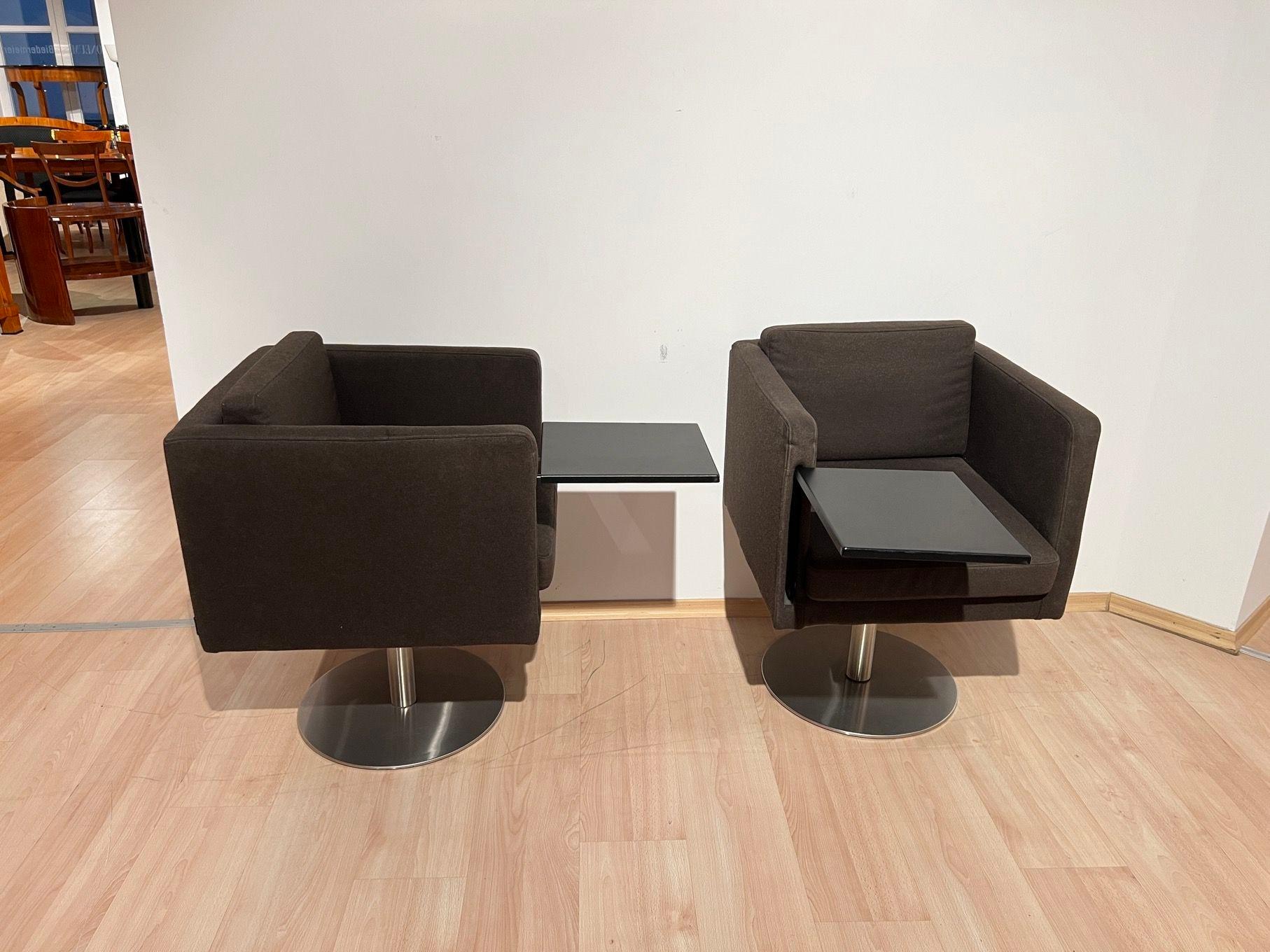 Minimalist Pair of cubic Swivel Chairs with Tableau by Lensvelt, Netherlands, early 21st C. For Sale