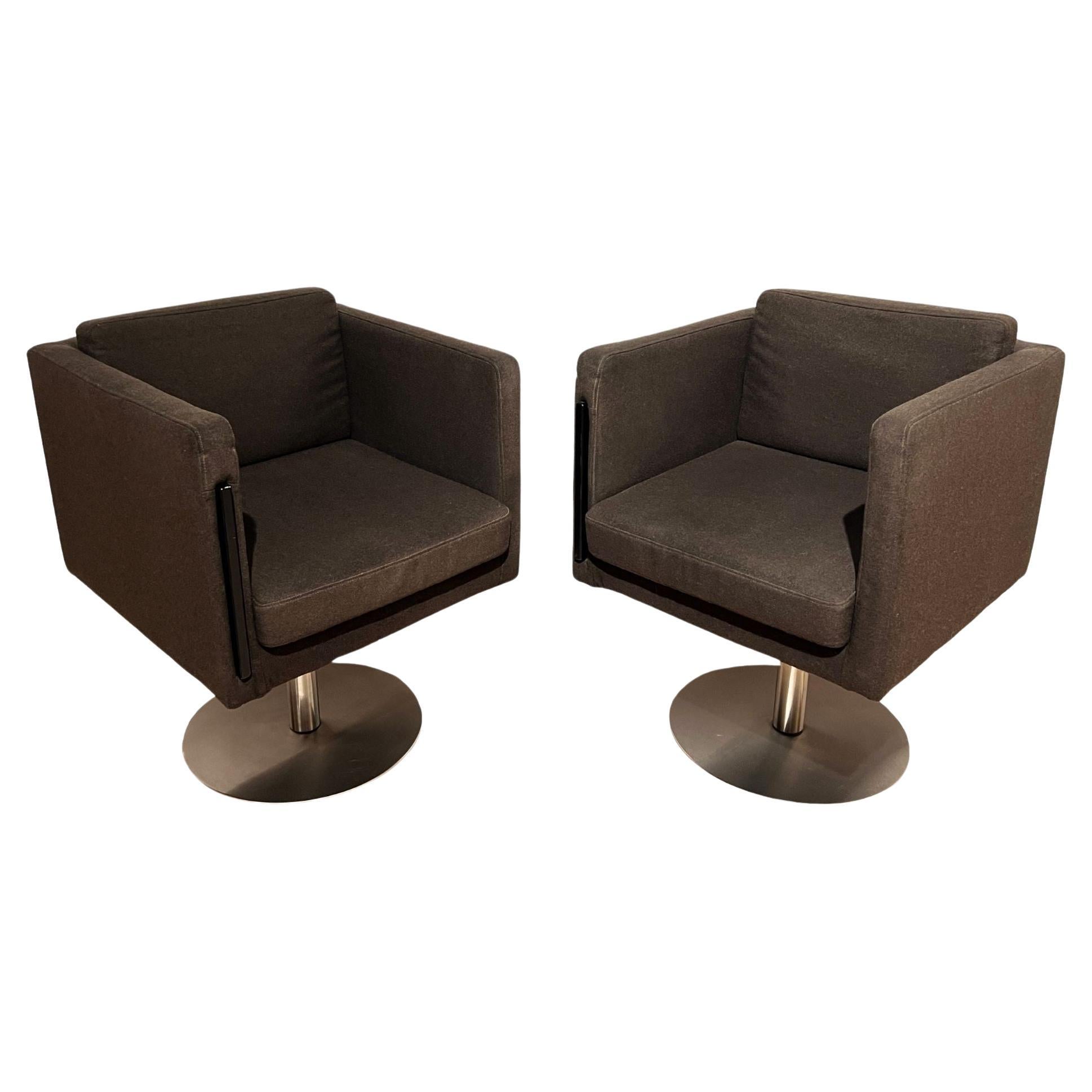 Pair of cubic Swivel Chairs with Tableau by Lensvelt, Netherlands, early 21st C. For Sale