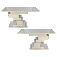 Paire de consoles "cubistes" en verre et laiton Murano, Italie, vers 2020.