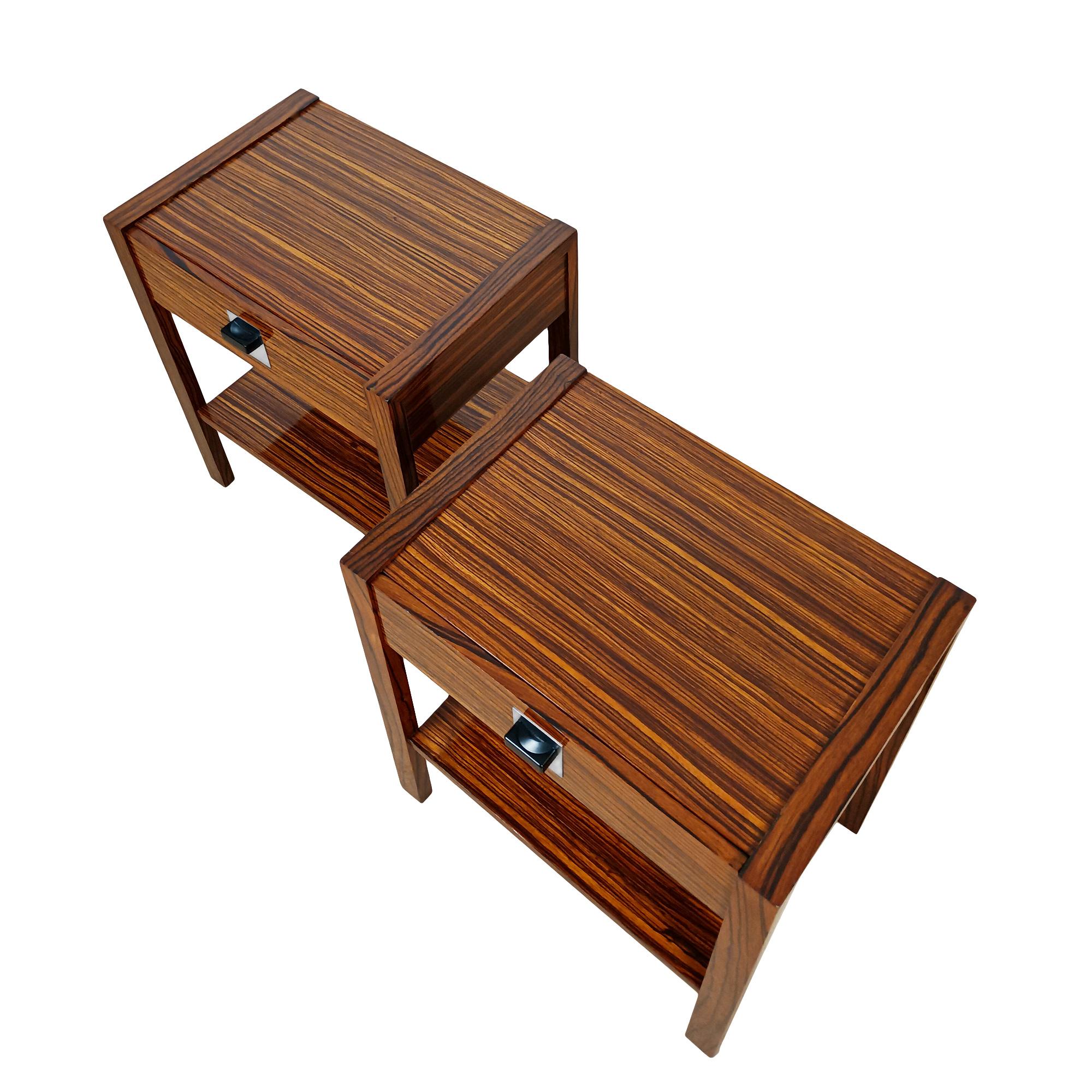Pareja de mesillas de noche cubistas - España 1960 en Bueno estado para la venta en Girona, Girona