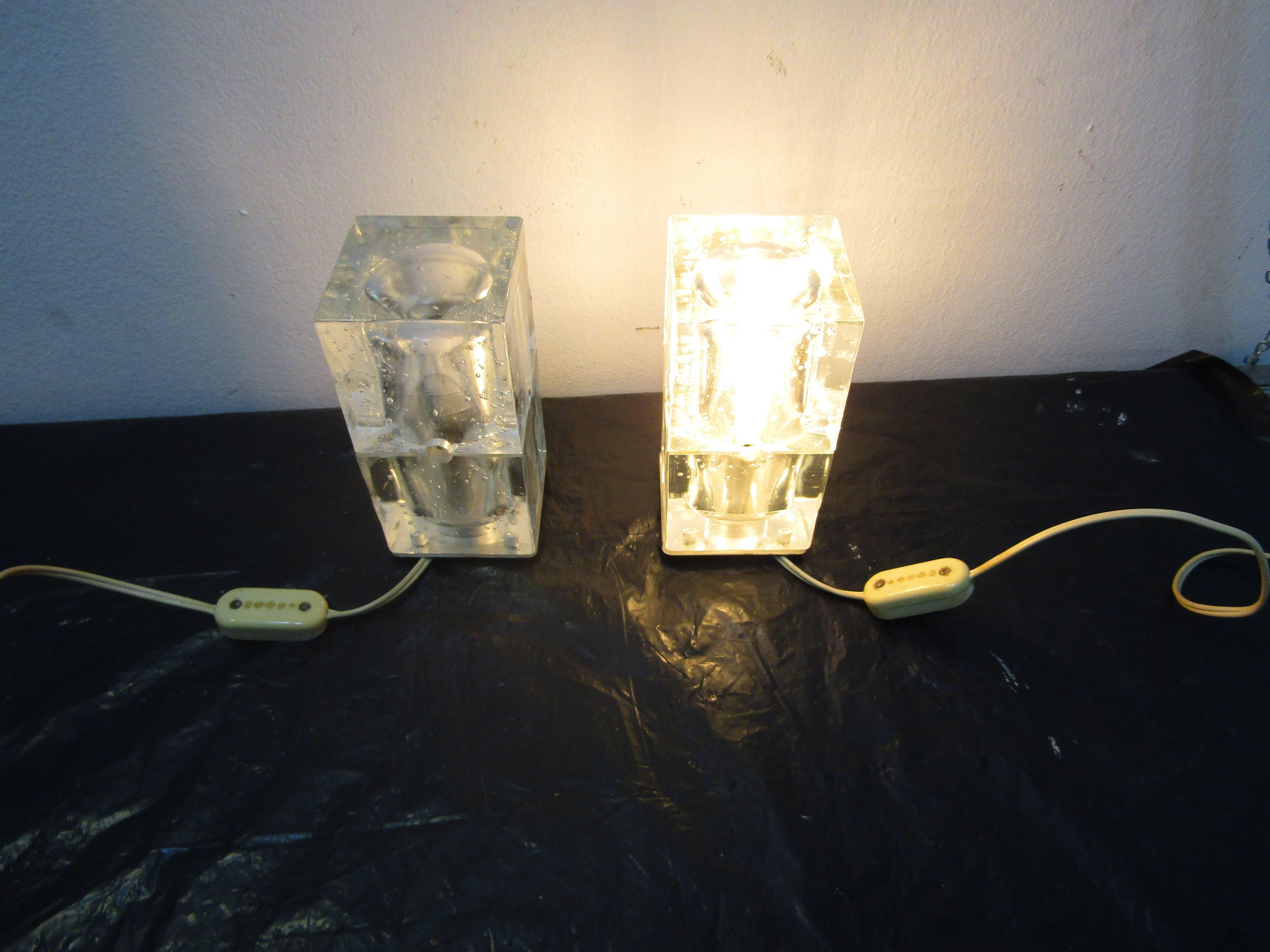 Mid-20th Century midcenturyPair of Cubosphere Style Table Lamp, 1960 For Sale