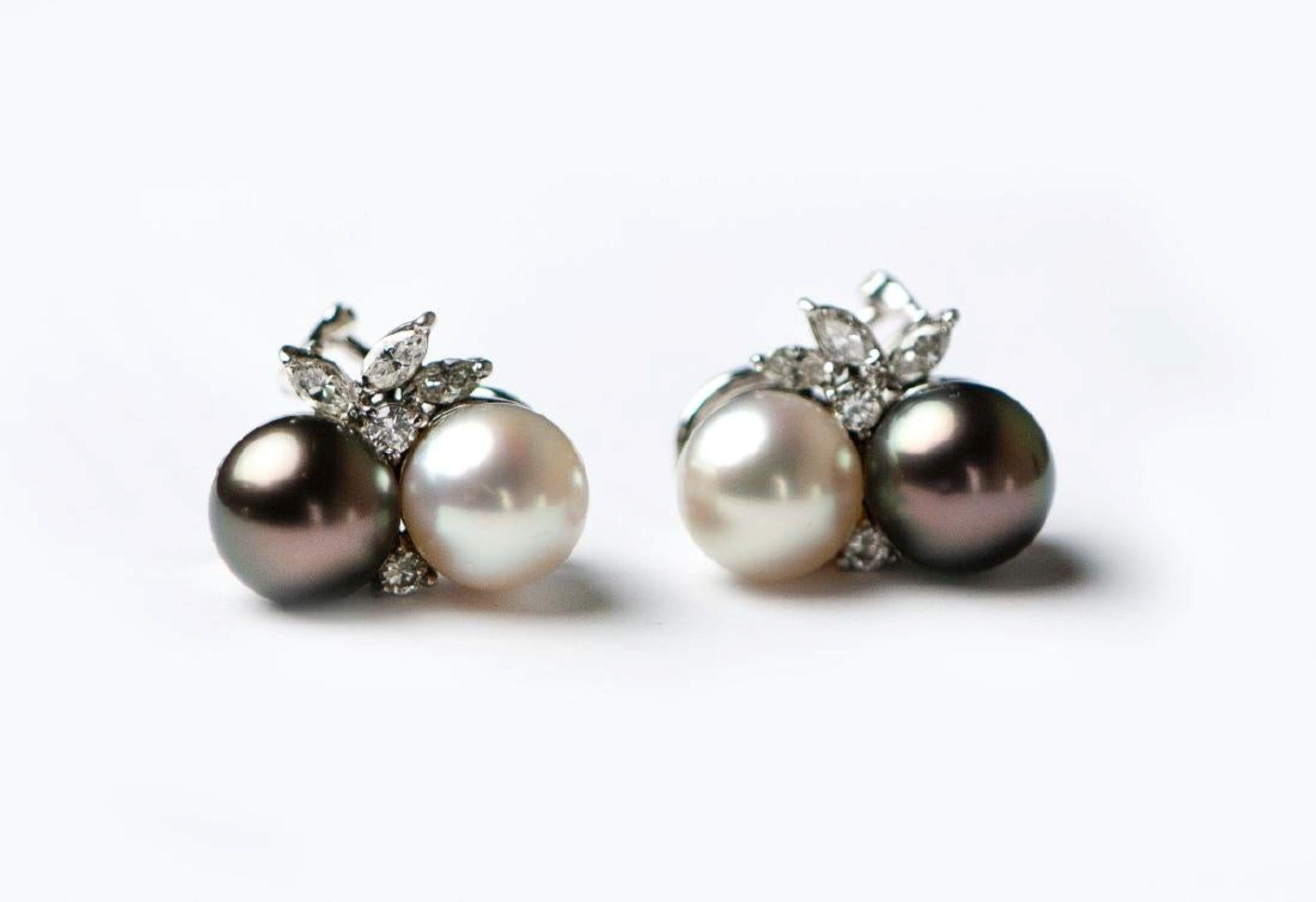 Coppia di orecchini di perle coltivate e diamanti 14K con anello di perle 18K abbinato in vendita 3