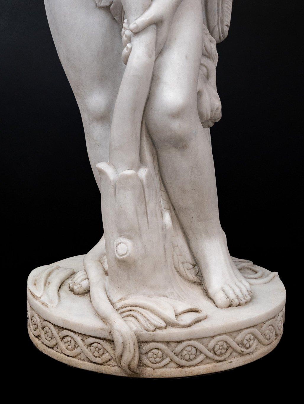 Pareja de esculturas de Cupido en mármol H 106 cm Italiano en venta