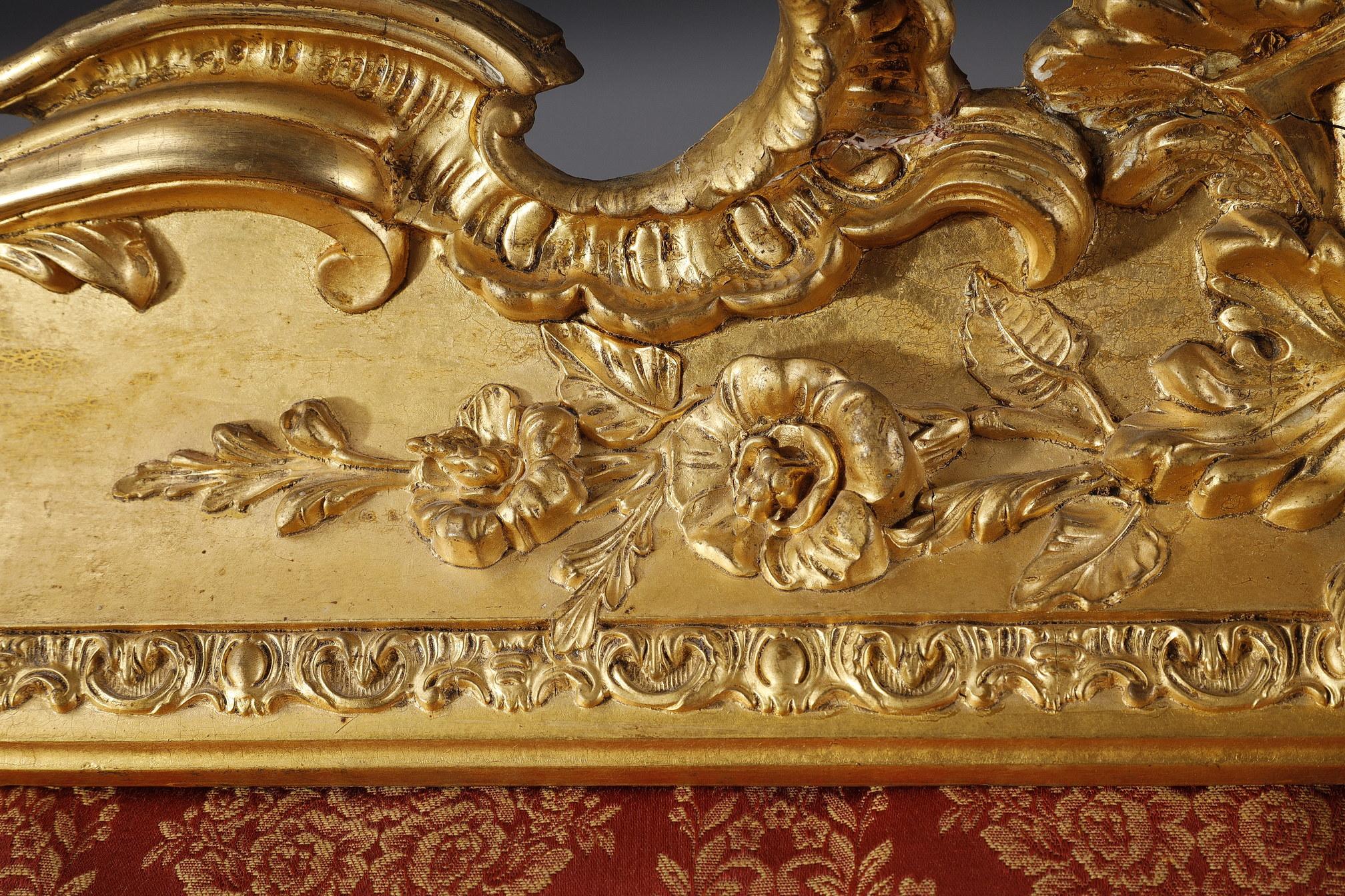 Pair of Curtains and Valance in Red Brocade with Gilded Wood Railing 3
