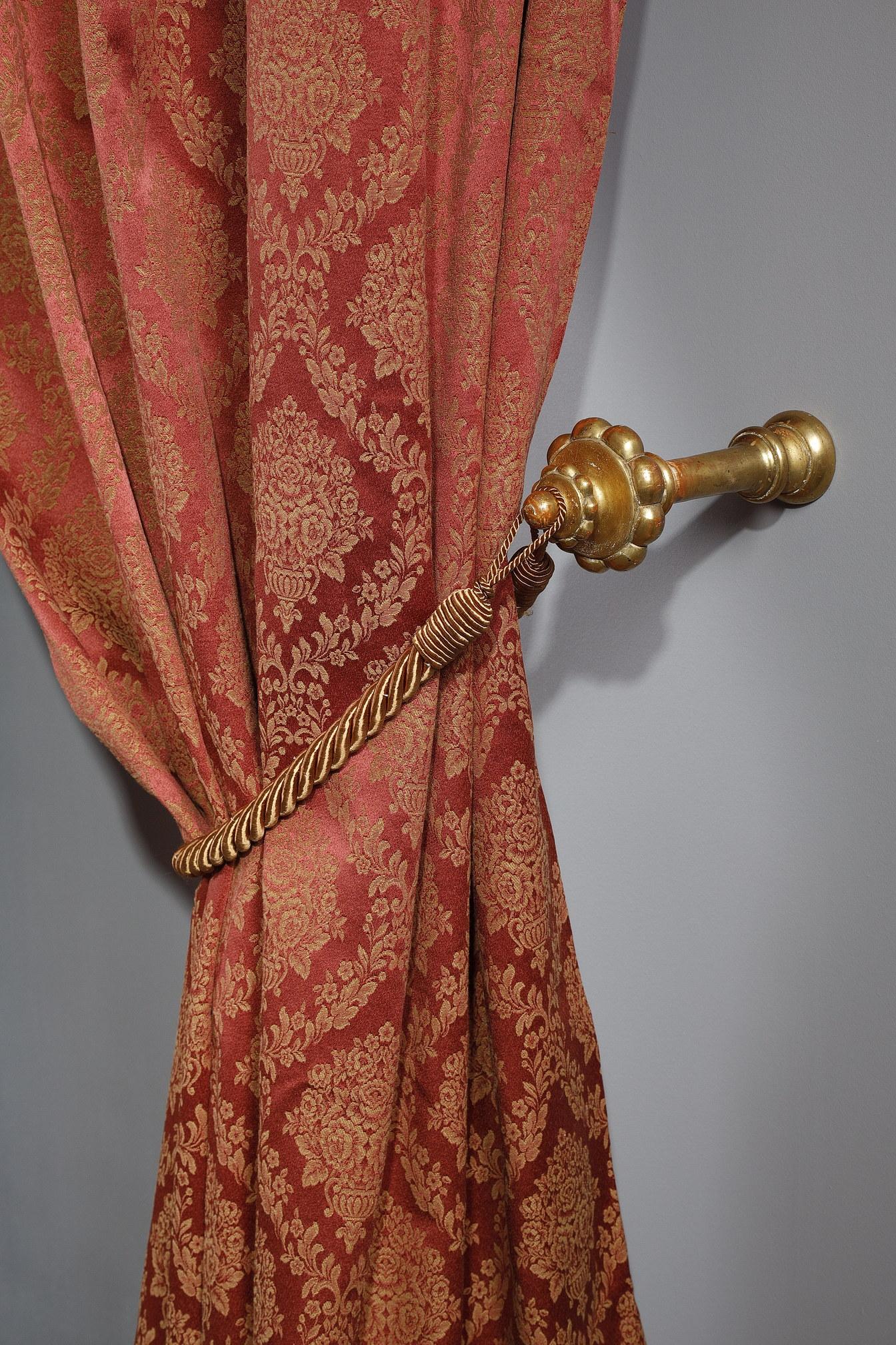 Pair of Curtains and Valance in Red Brocade with Gilded Wood Railing 9
