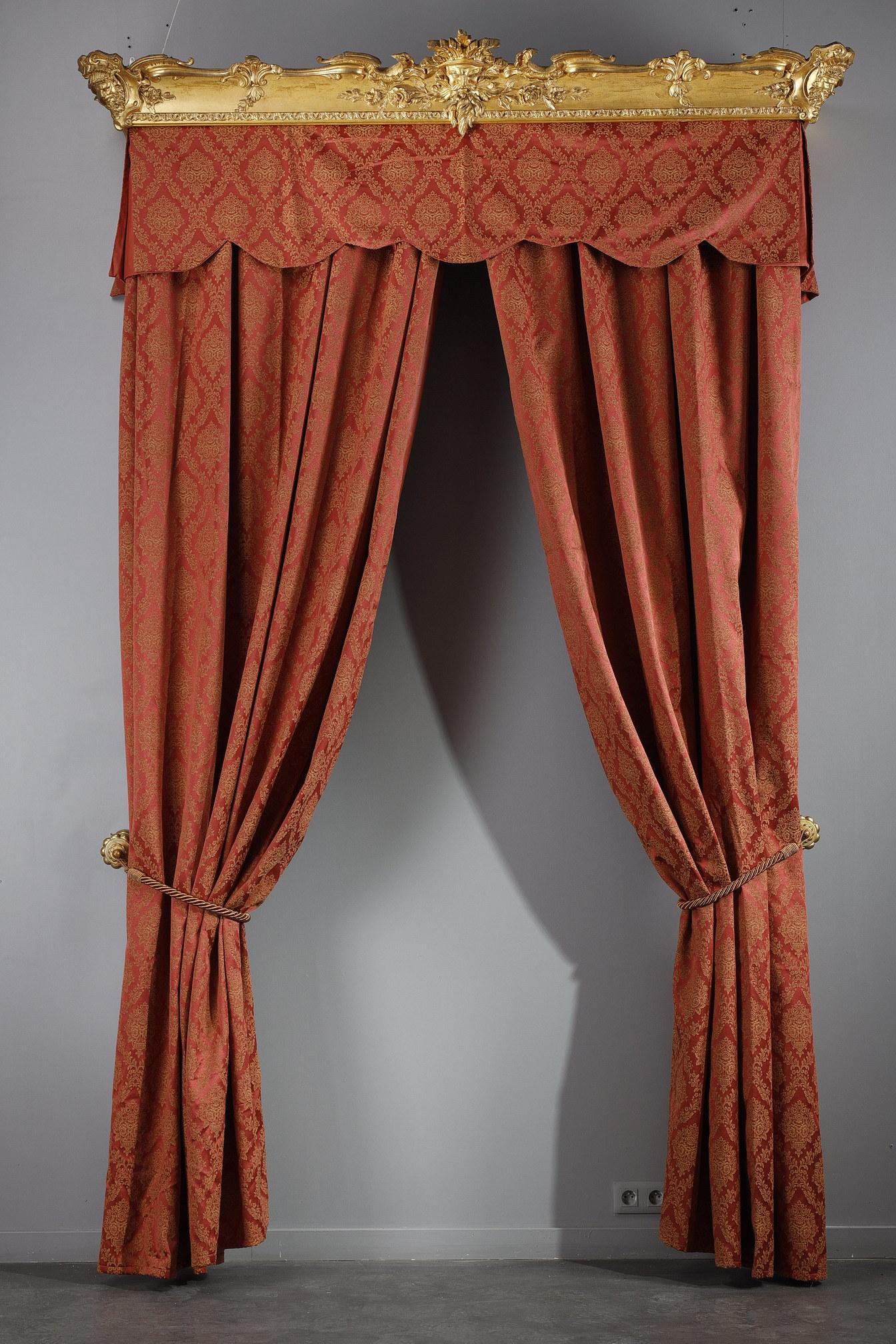 Pair of Curtains and Valance in Red Brocade with Gilded Wood Railing 10